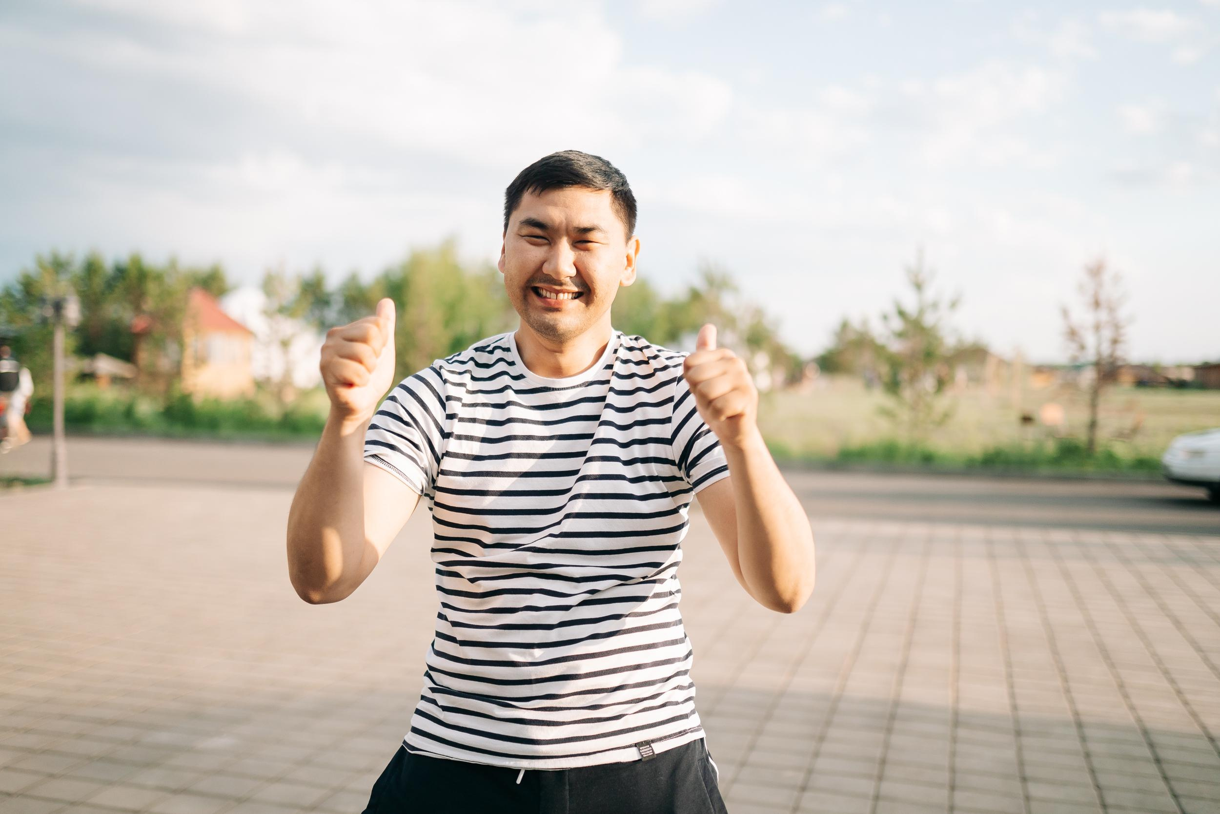 День рождения The Akan Building