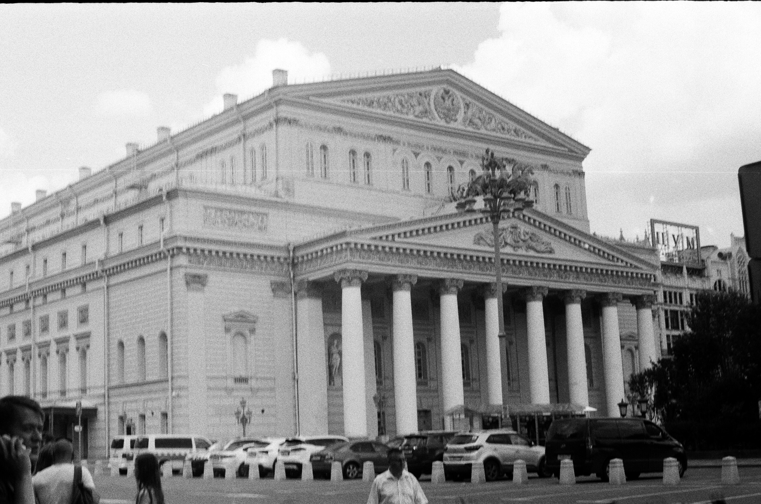 Альбом пленочных ЧБ-фото. Репортажный и семейный фотограф — Шелихов Сергей