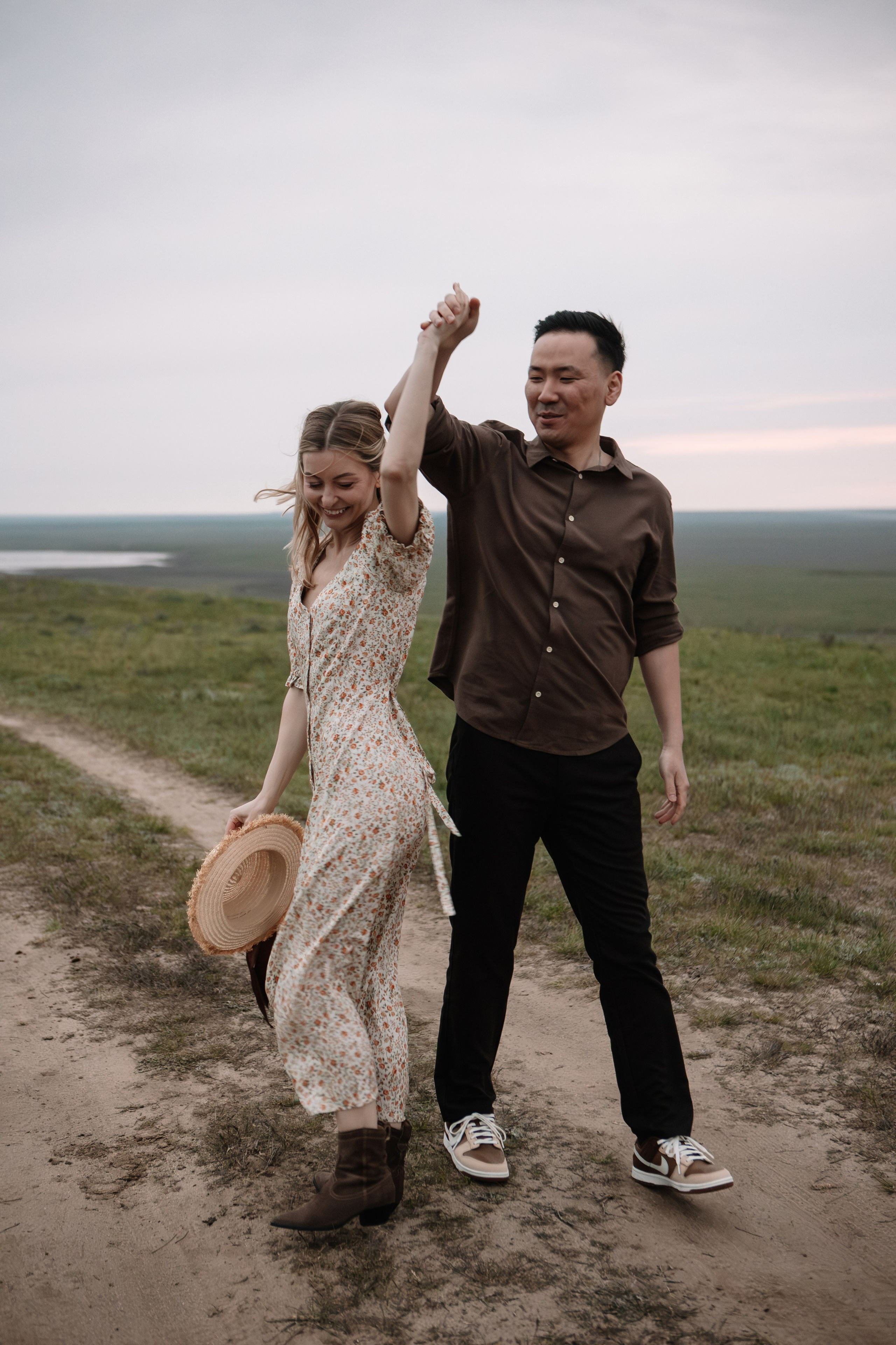 Love Story в степи. Свадебный и семейный фотограф в Элисте Лиджик Сарлов