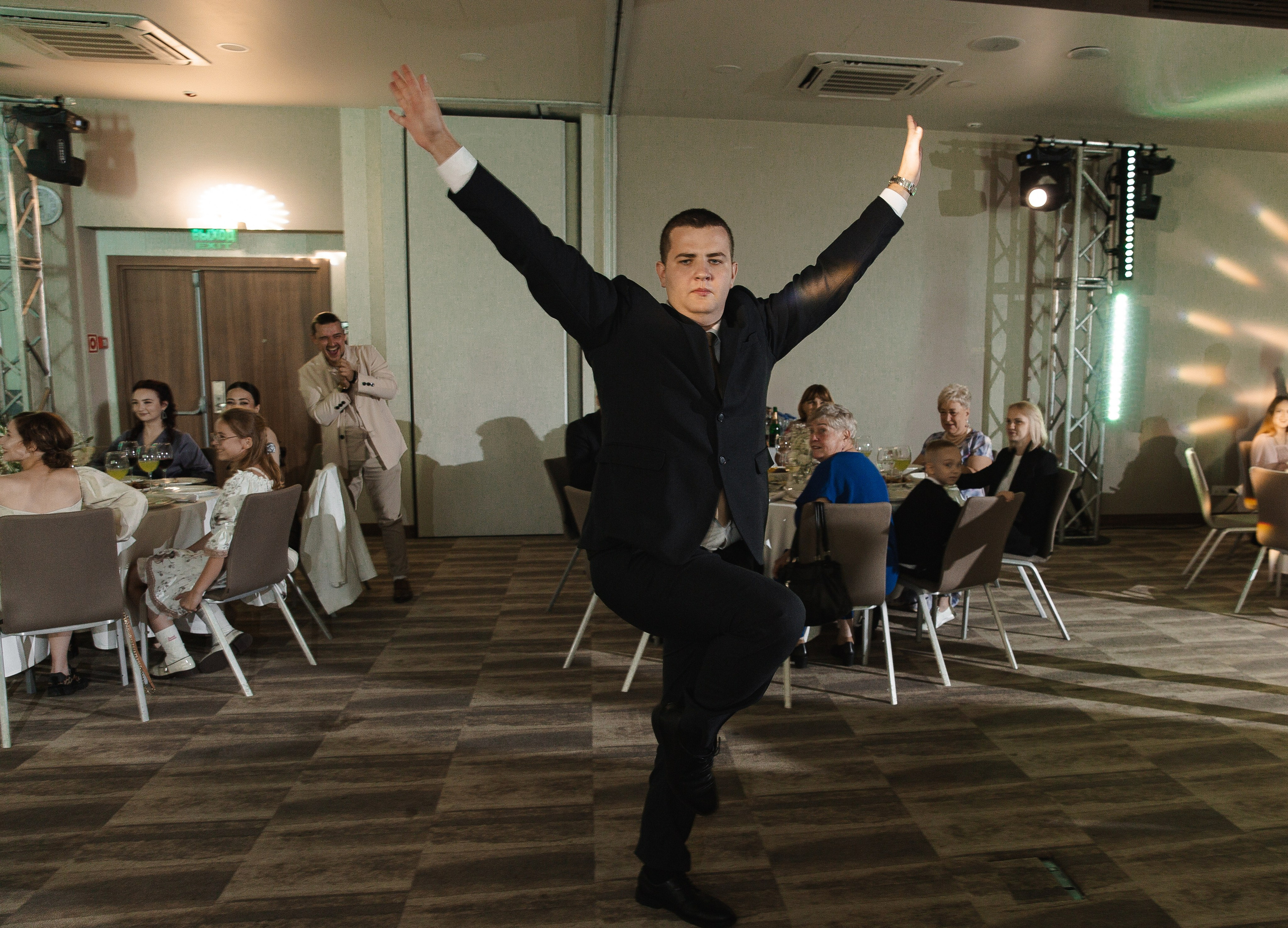 Элегантная свадьба в Hilton — Данила и Марии. Свадебный фотограф в Оренбурге Илья Володьков