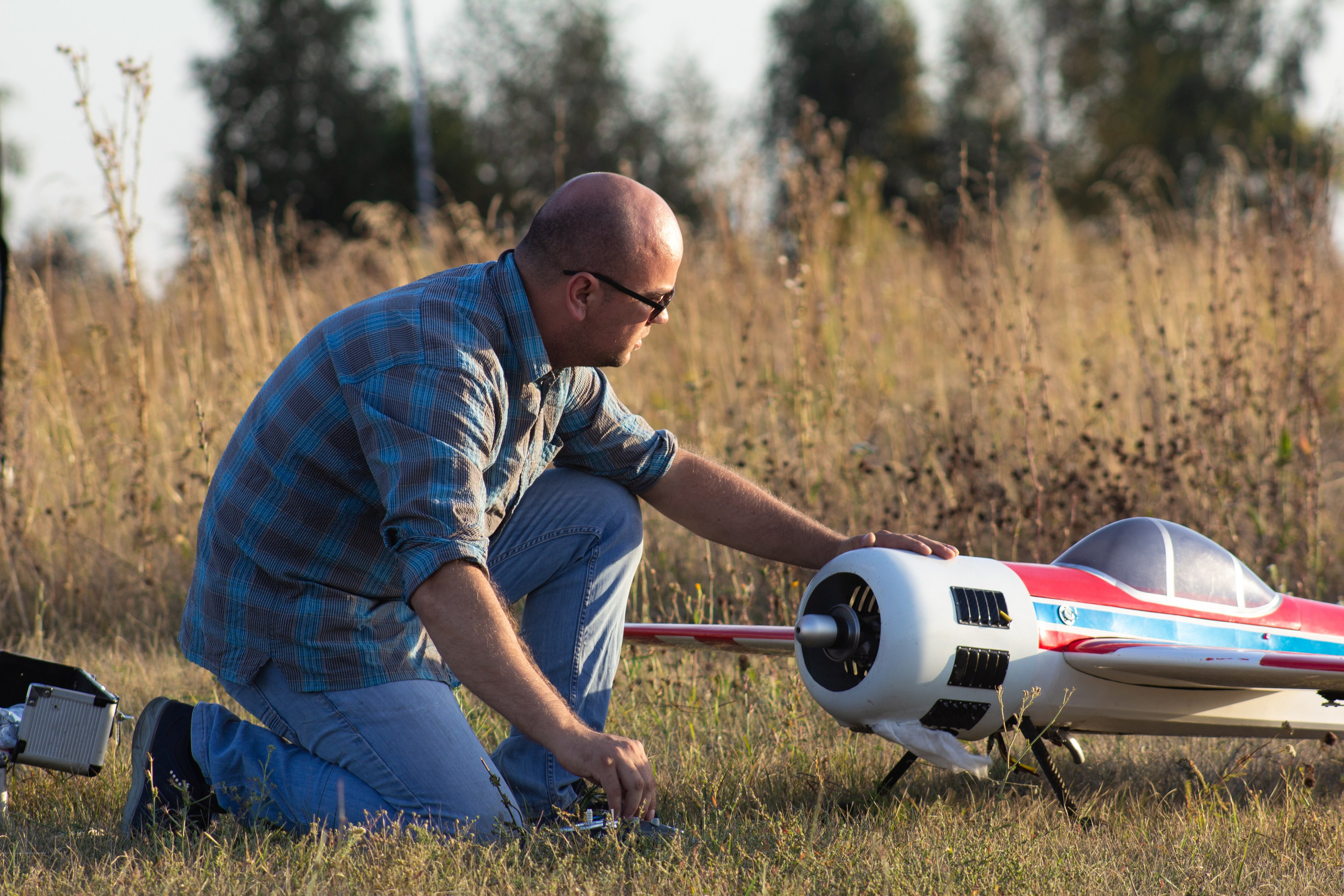 Plane. Lifestyle photographer Turku. I catch emotions in the frame