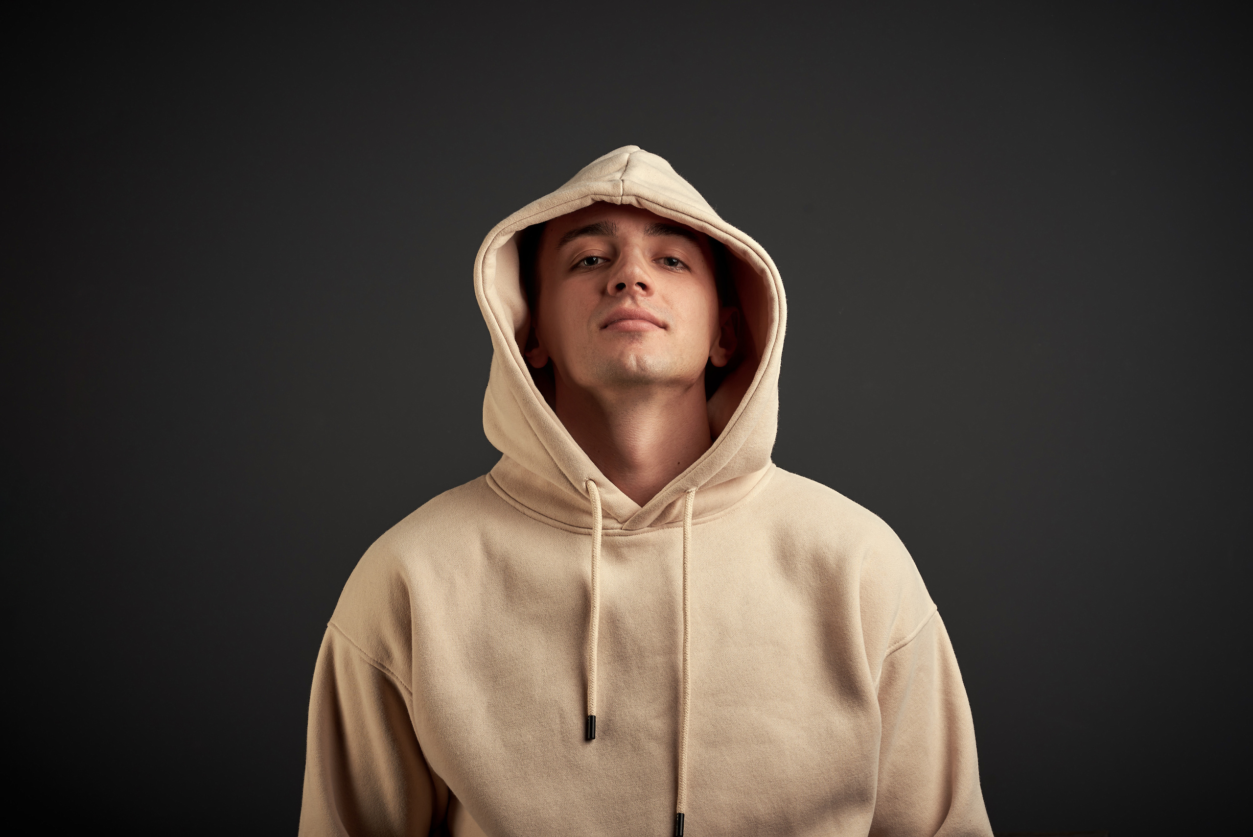 РЭП исполнитель — ВЕЧНЫЙ. Таучелов Сергей. Фотограф, Видеограф, Видеооператор в Симферополе