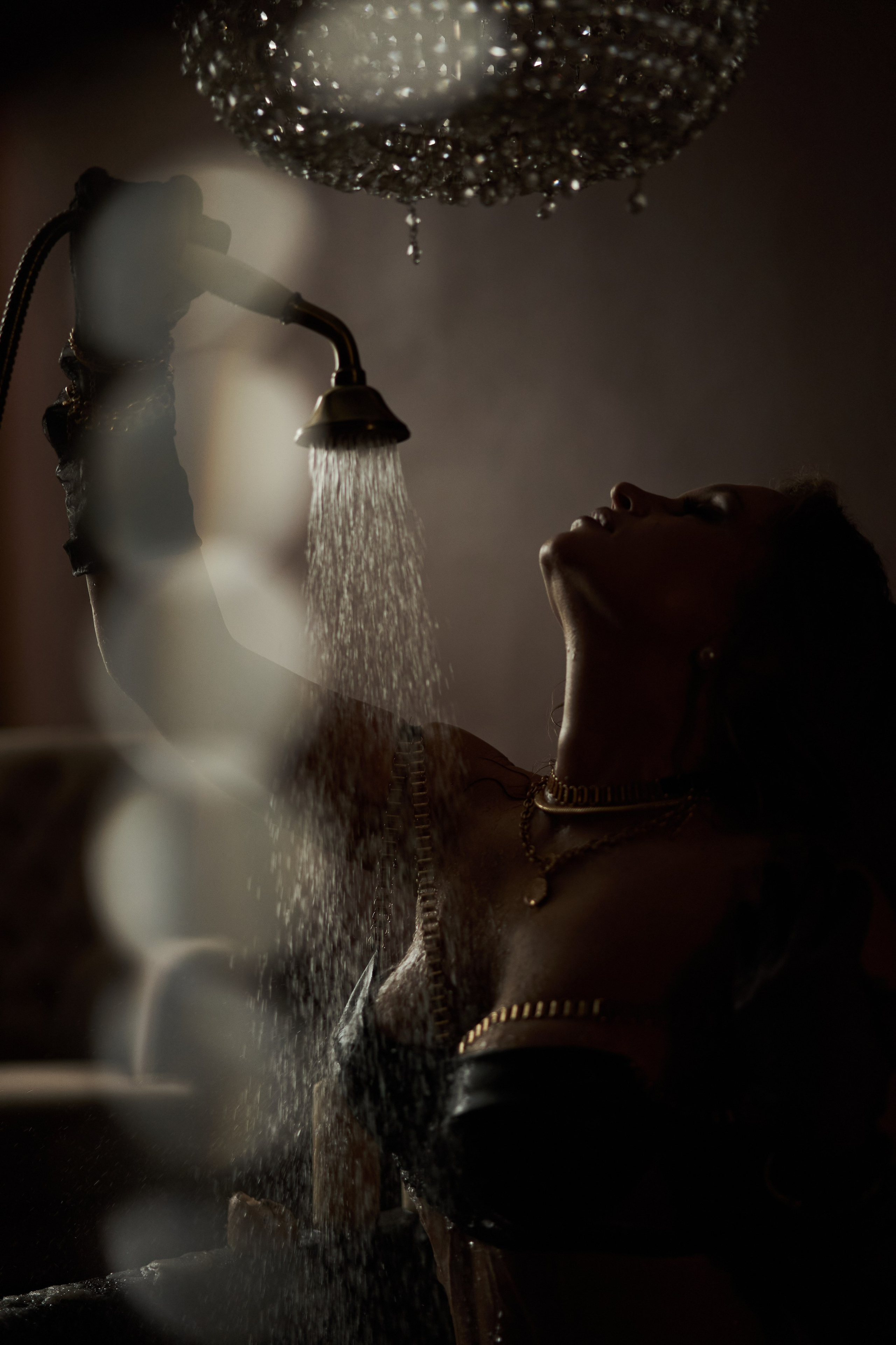 Будуарная фотосессия в студии с водой. Фотограф Екатеринбург Кокшарова Александра