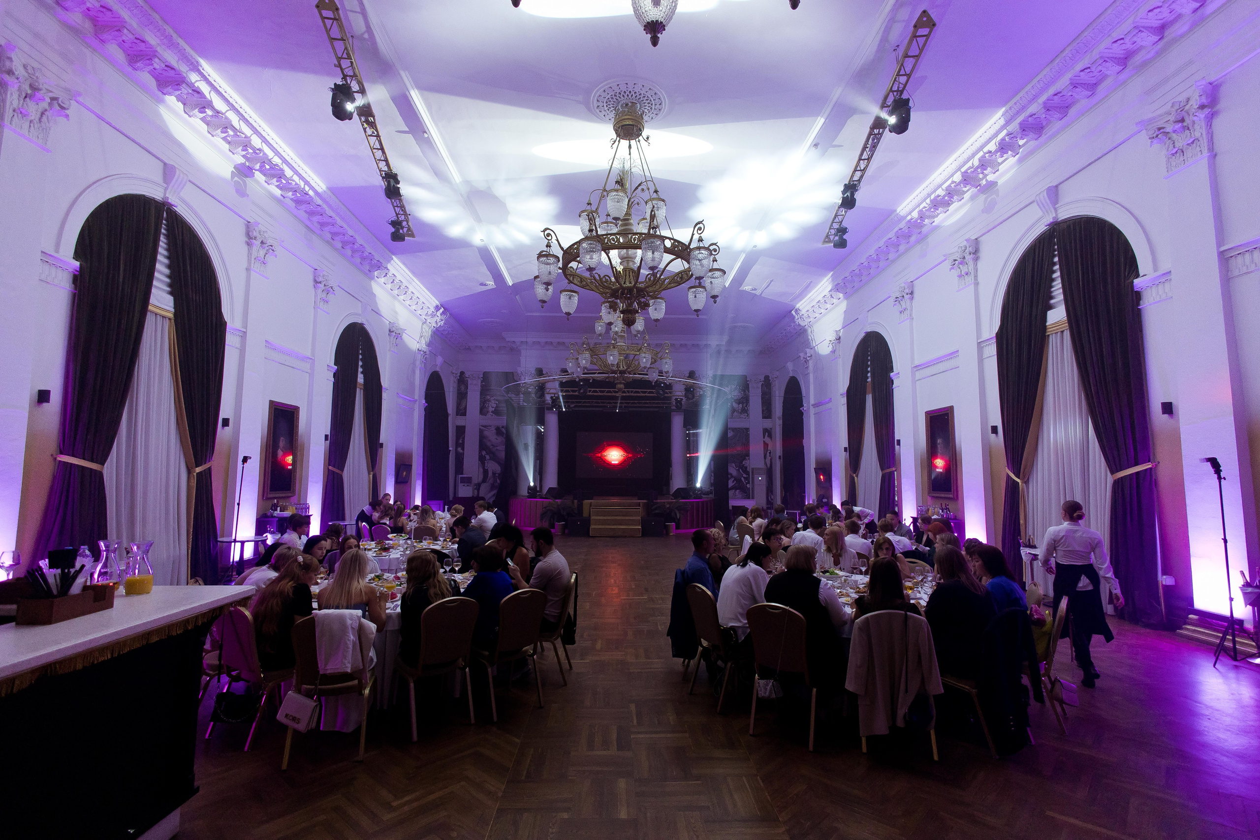 Выпускные 9-11 классы. Свадебный и семейный фотограф Яна Стражева. Волгоград, Москва