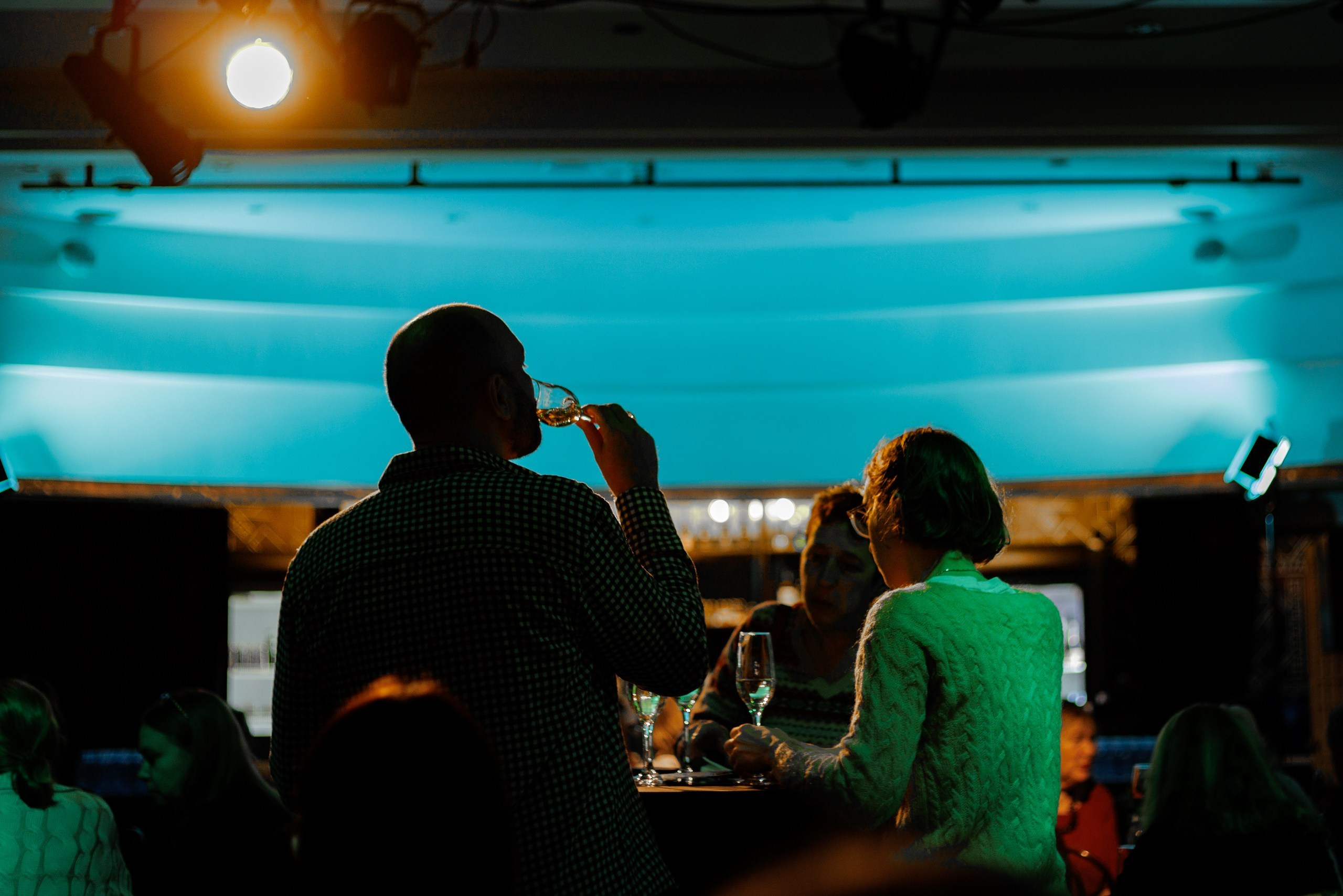 Пресс-Волл «Театр Кашемир». Юра Бакулин Фотограф Москва