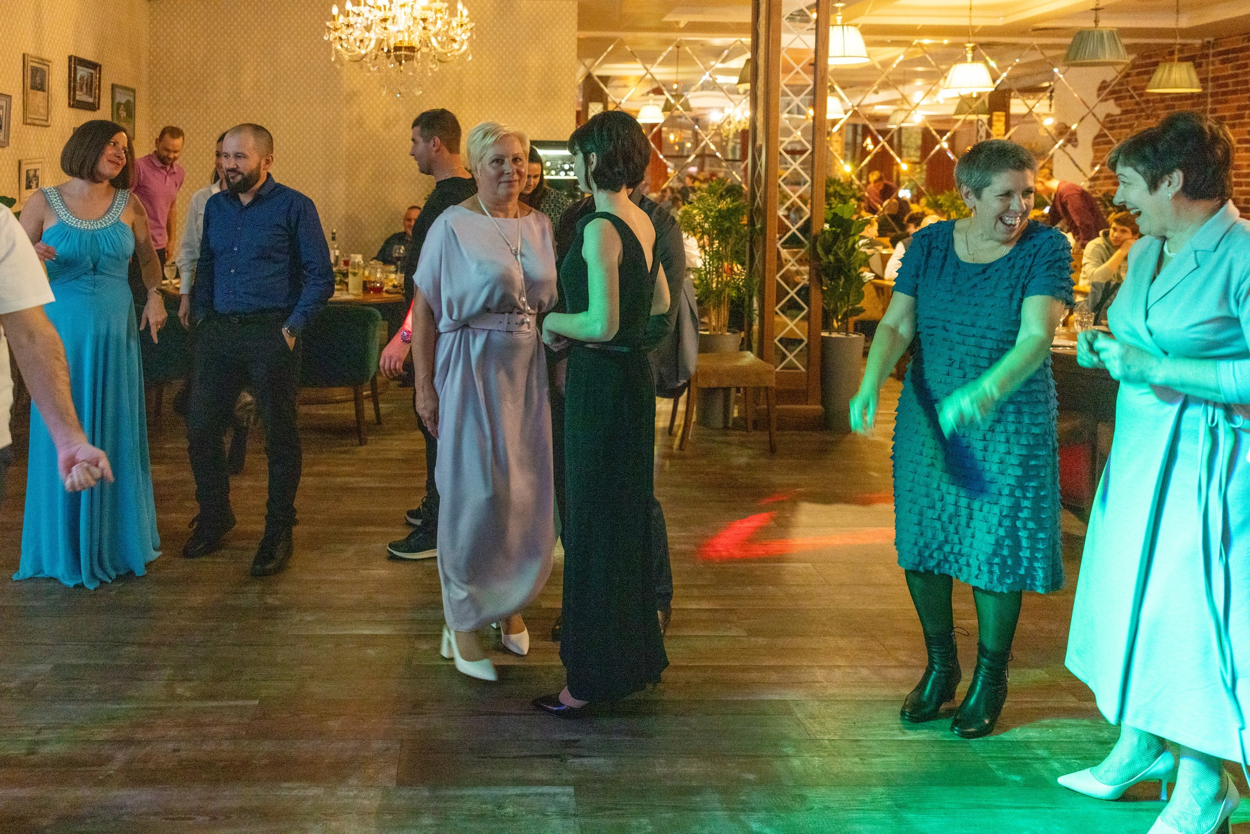 Юбилей в ресторане Тбилиси. Фотограф в Туле Крупский АнДРей. Фотостудия «КАДР71» в Туле