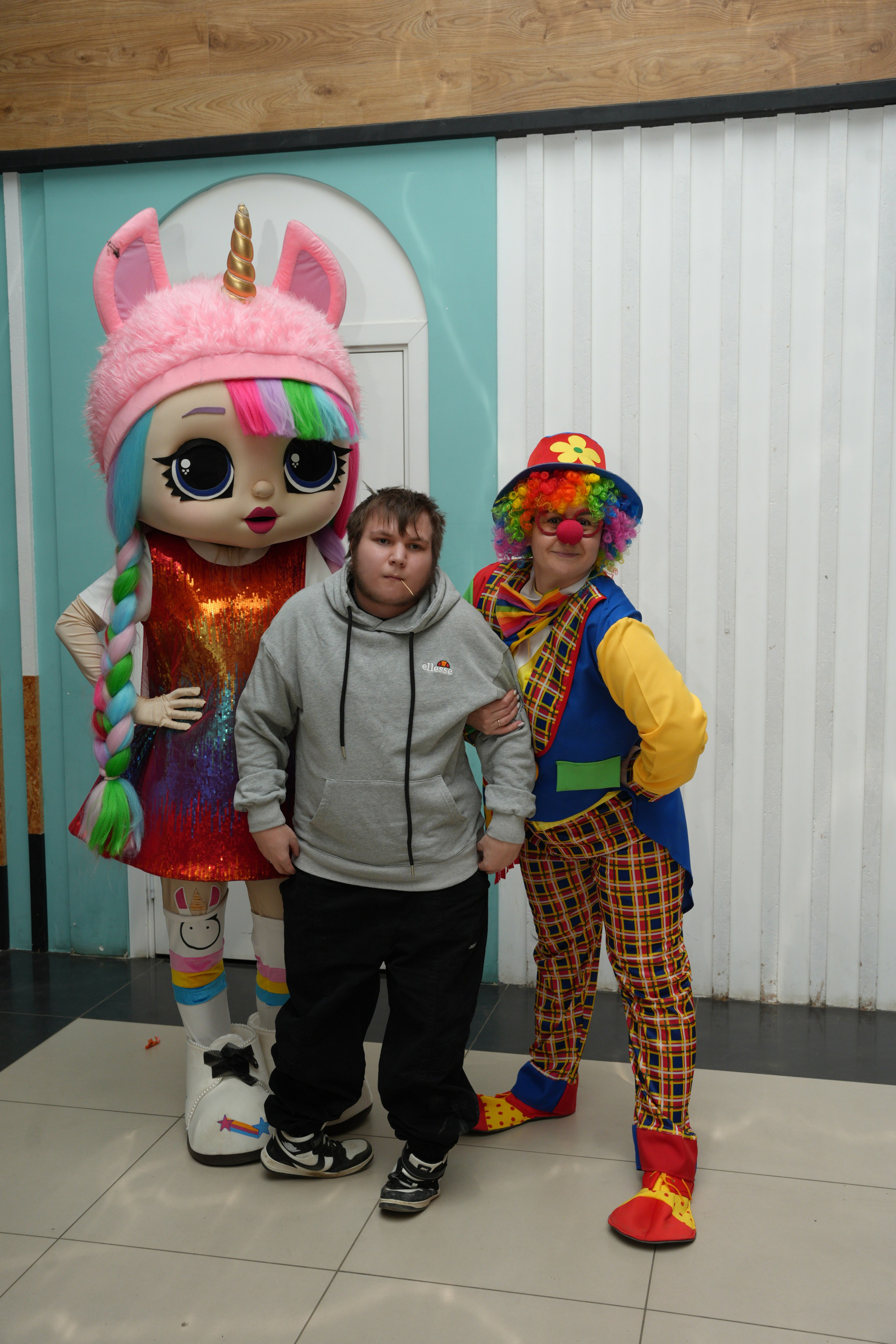 Социально —благотворительная акция «Ты в этом мире не один», посвященная Международному дню инвалидов. ВЫПУСКНЫЕ АЛЬБОМЫ, Школьный фотограф, семейный и свадебный в Саратове и области Ольга Плаксина