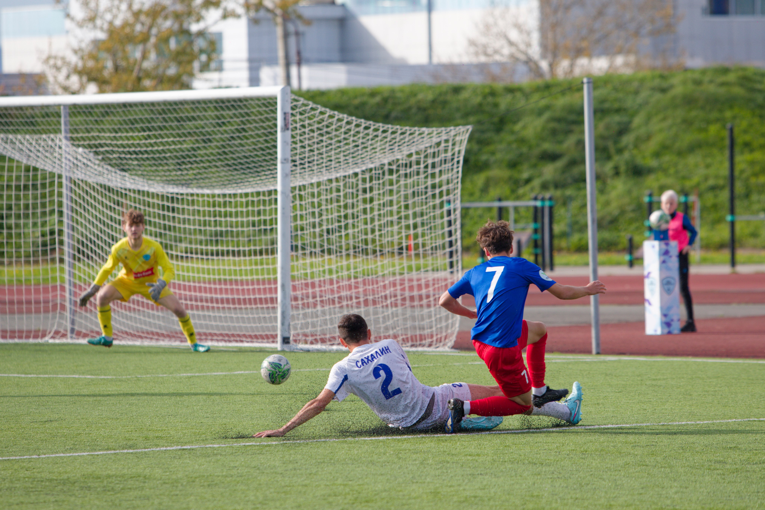 Матч ЮФЛ Сахалин-Хабаровск (U-18). Кутузов Евгений Фотограф в Южно-Сахалинске