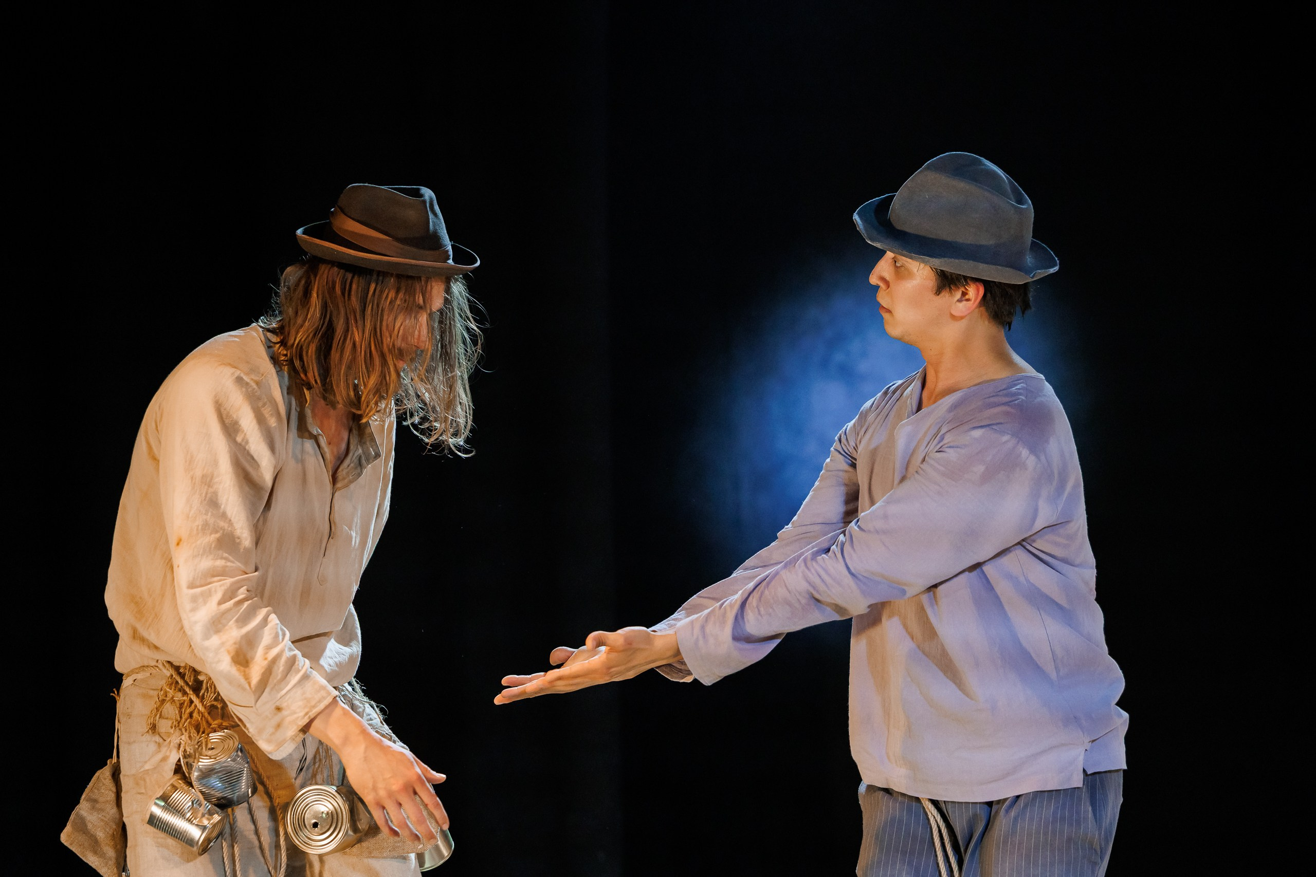 Спектакль «В ожидании Годо» от театра Д. Лица в СПб. Фотограф в Санкт-Петербурге — Сергей Петров