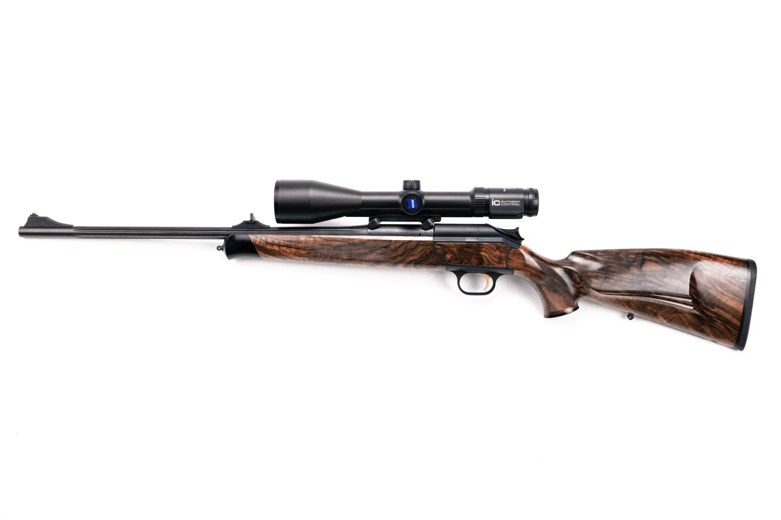 Предметная фотография оптических приборов и оружия. Предметный фотограф в Москве и Московской области