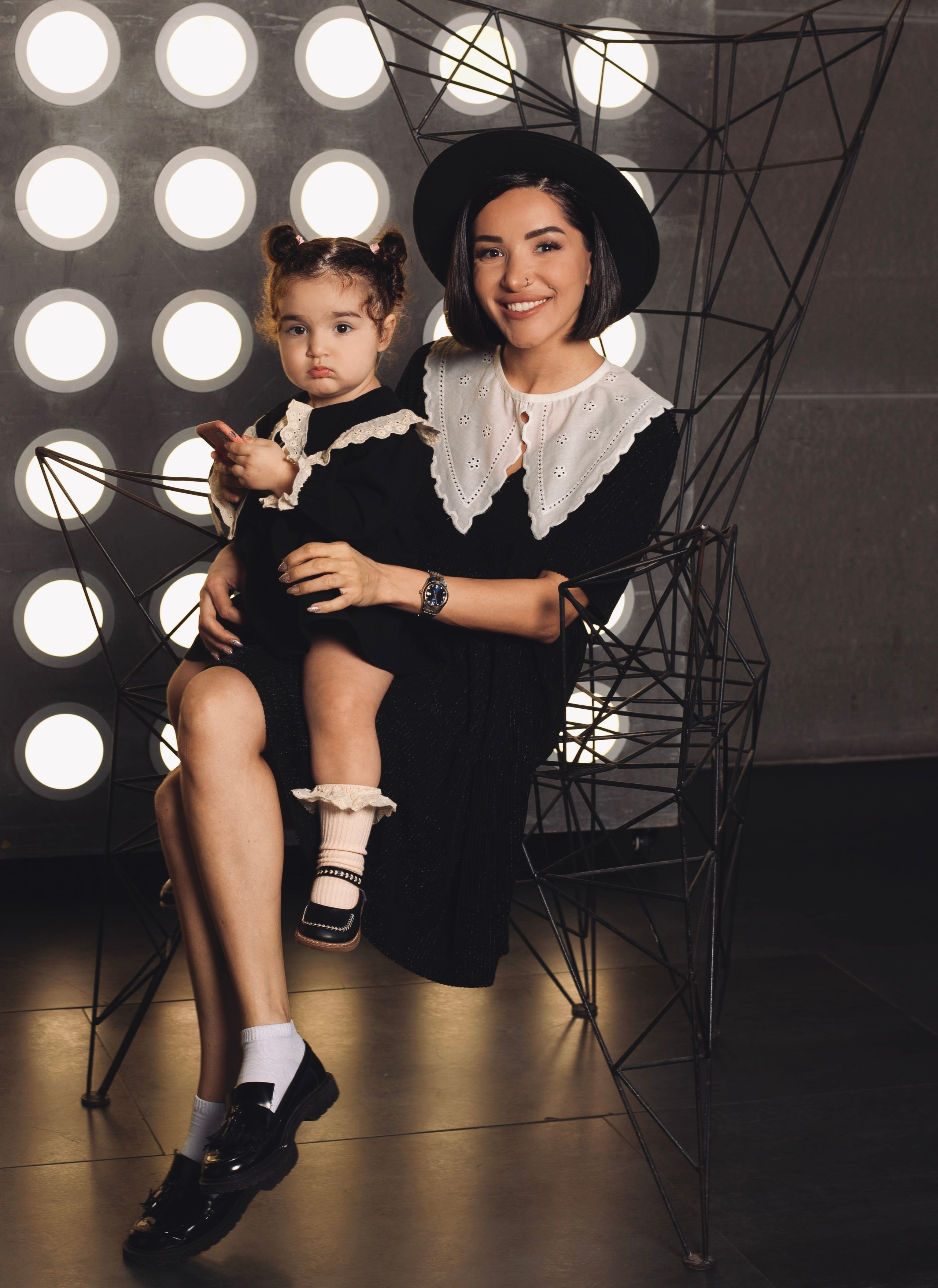 Семейная студийная съемка. Фотограф беременности и семейных историй в Москве Юлия Варт