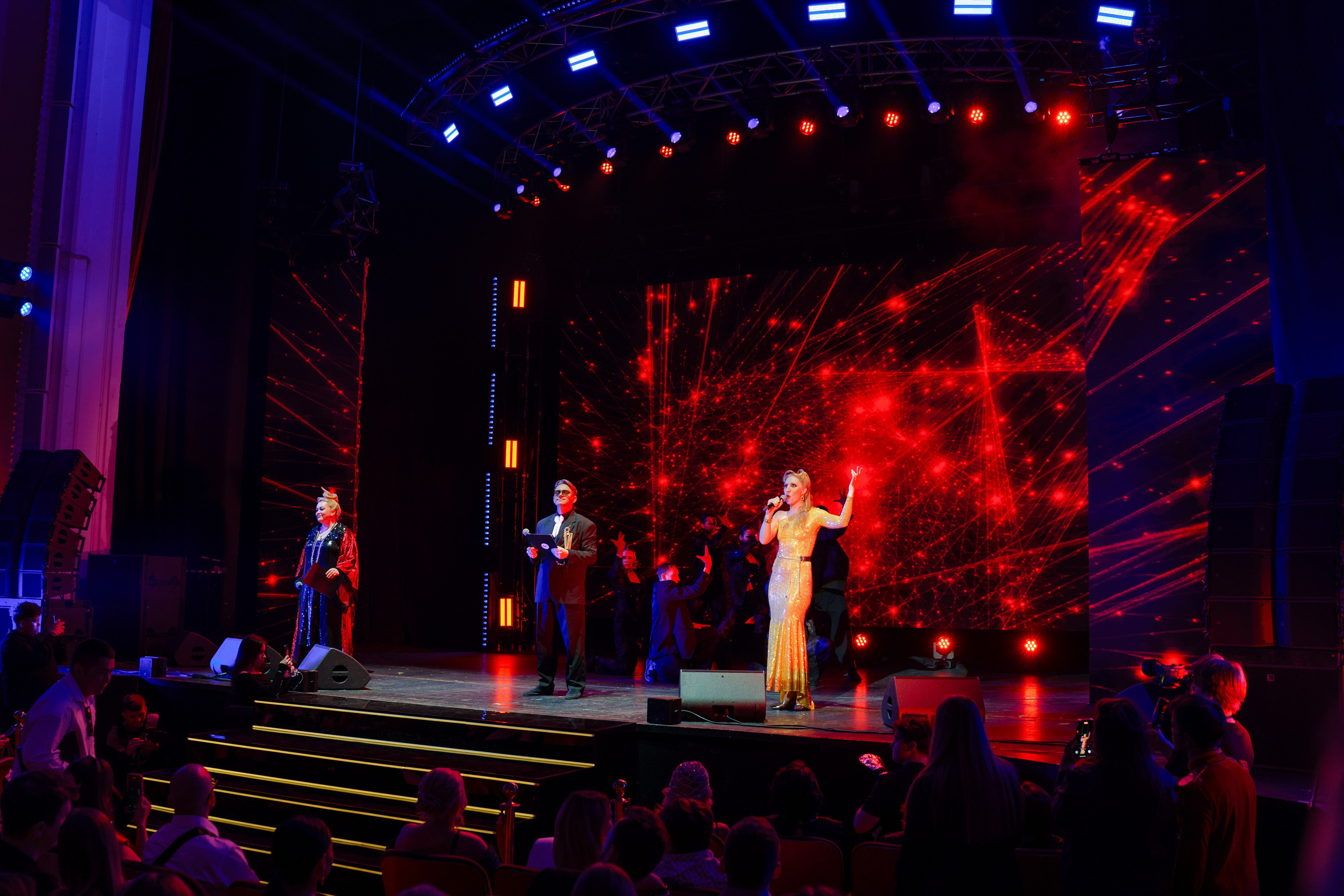 Фотограф репортажный на премию. Репортажный фотограф в Москве Саша Дружинина