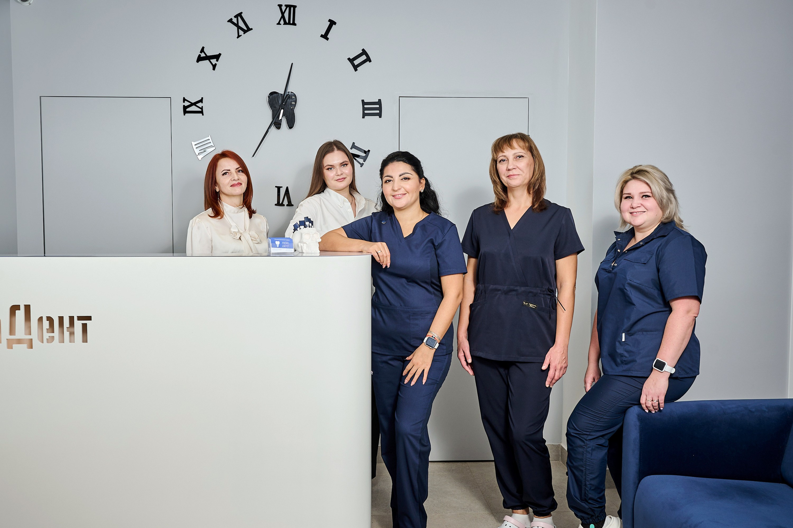 Бизнес-портрет, коллективы, профессии. Выпускные альбомы. Предметная и контент съёмка. Фотостудия Klass