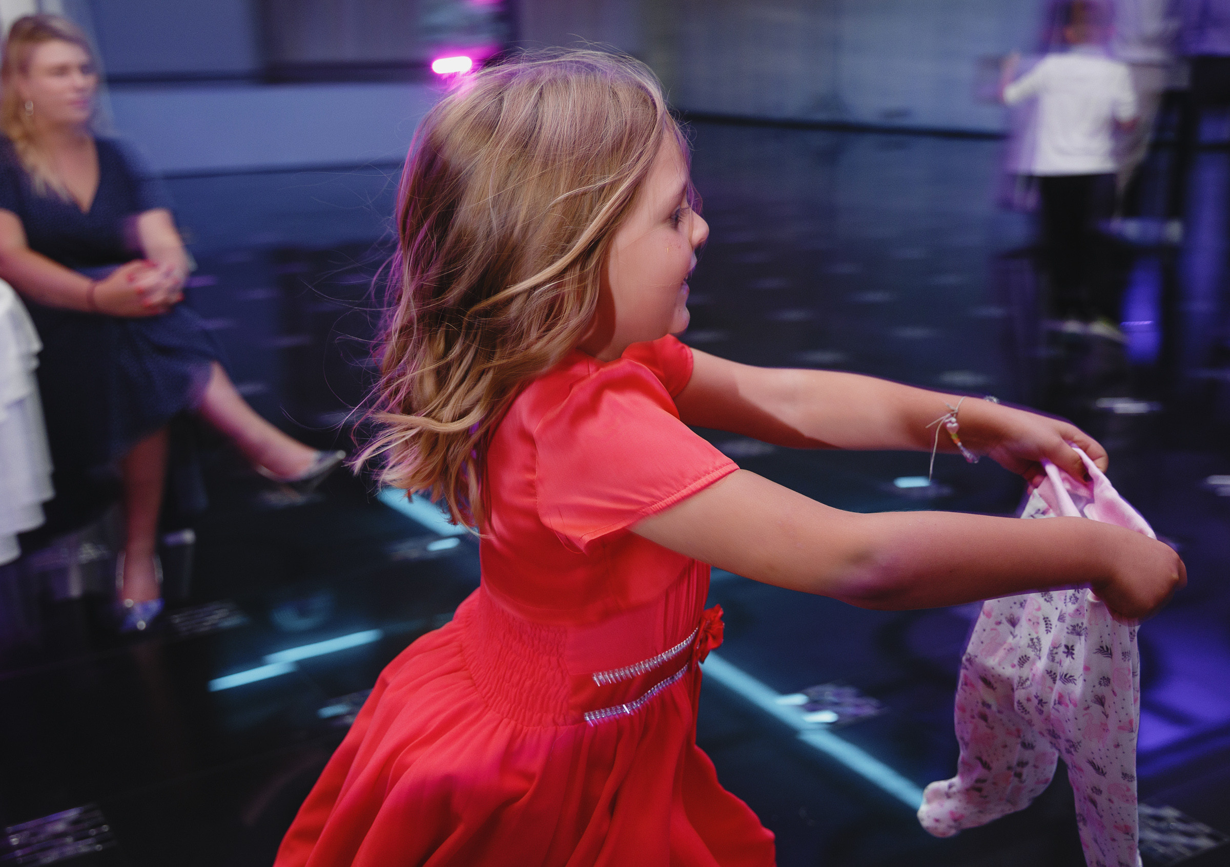 Павел Виктория (Mona). Свадебный фотограф и видеограф Дмитрий Горяченков