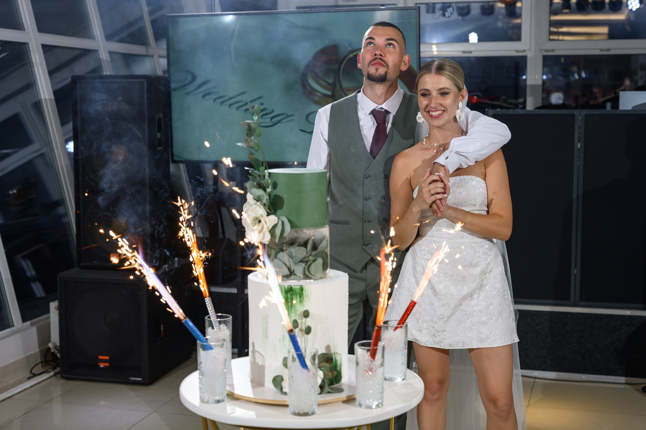 Свадебная фотосессия в отеле «Милан». Свадебный фотограф Москва Юрий Кульман