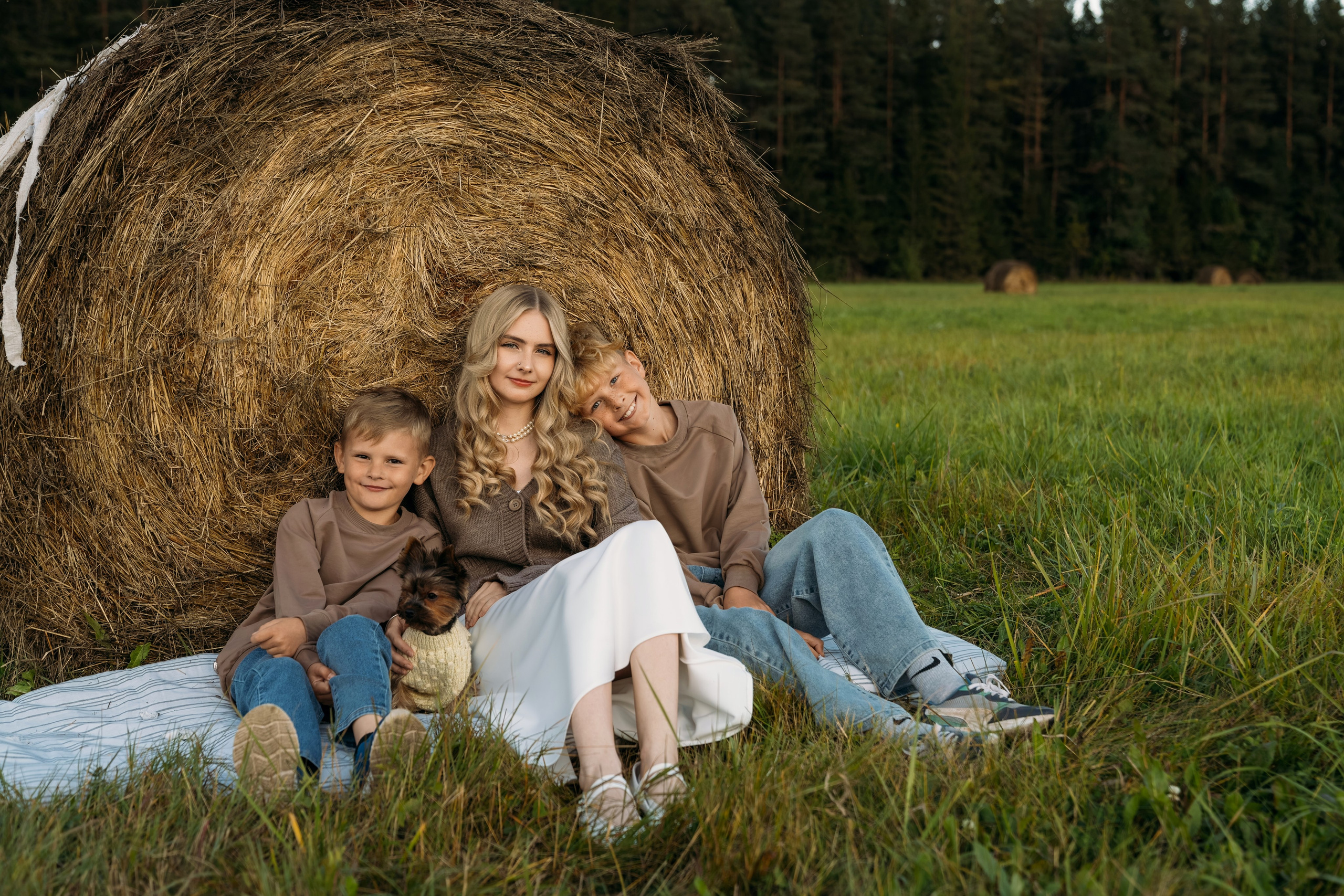 Павел, Юлия, Ярослав, Александра и Иван. Семейный и детский фотограф Плесецк, Мирный Марина Забабурина