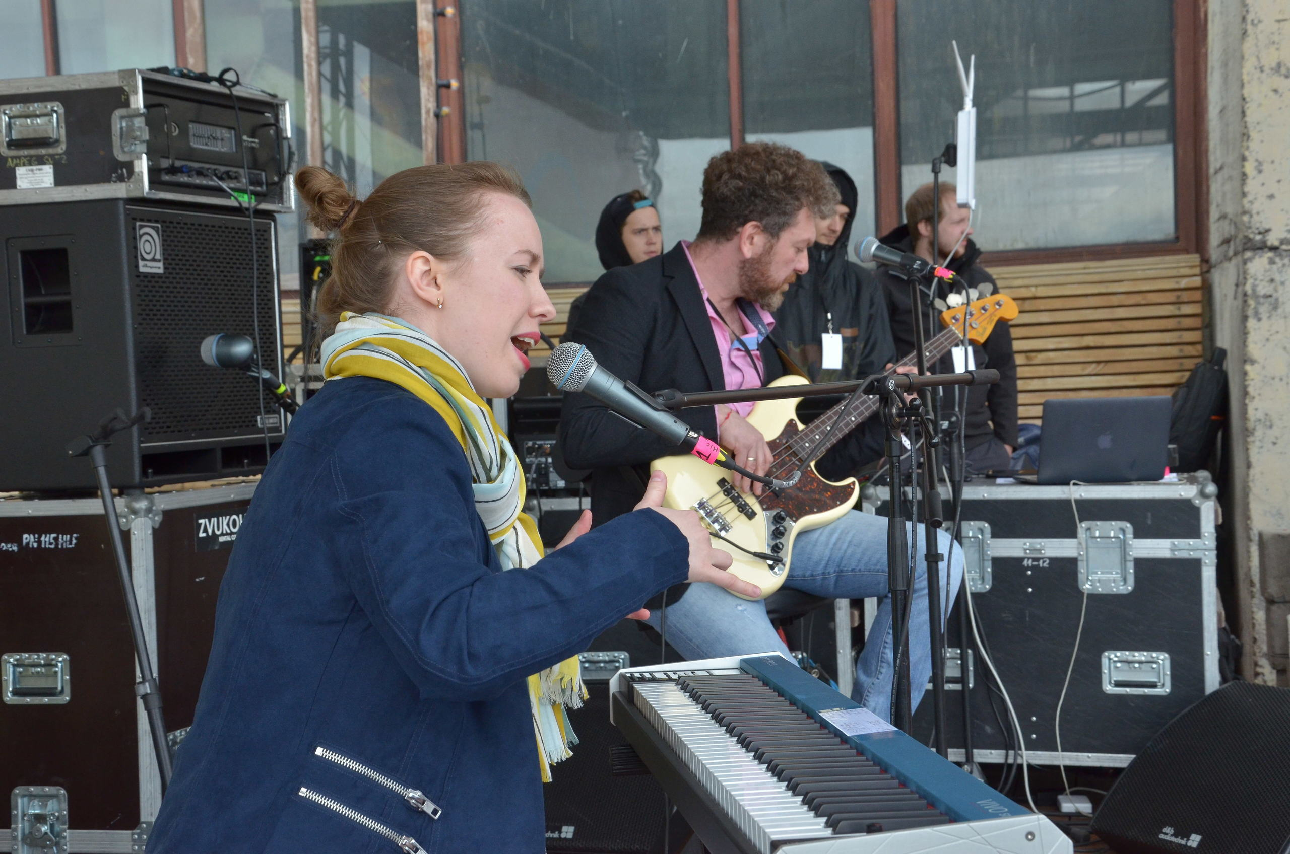 Тамара Оген and Magnet Vox. Портретная, сюжетная фотография