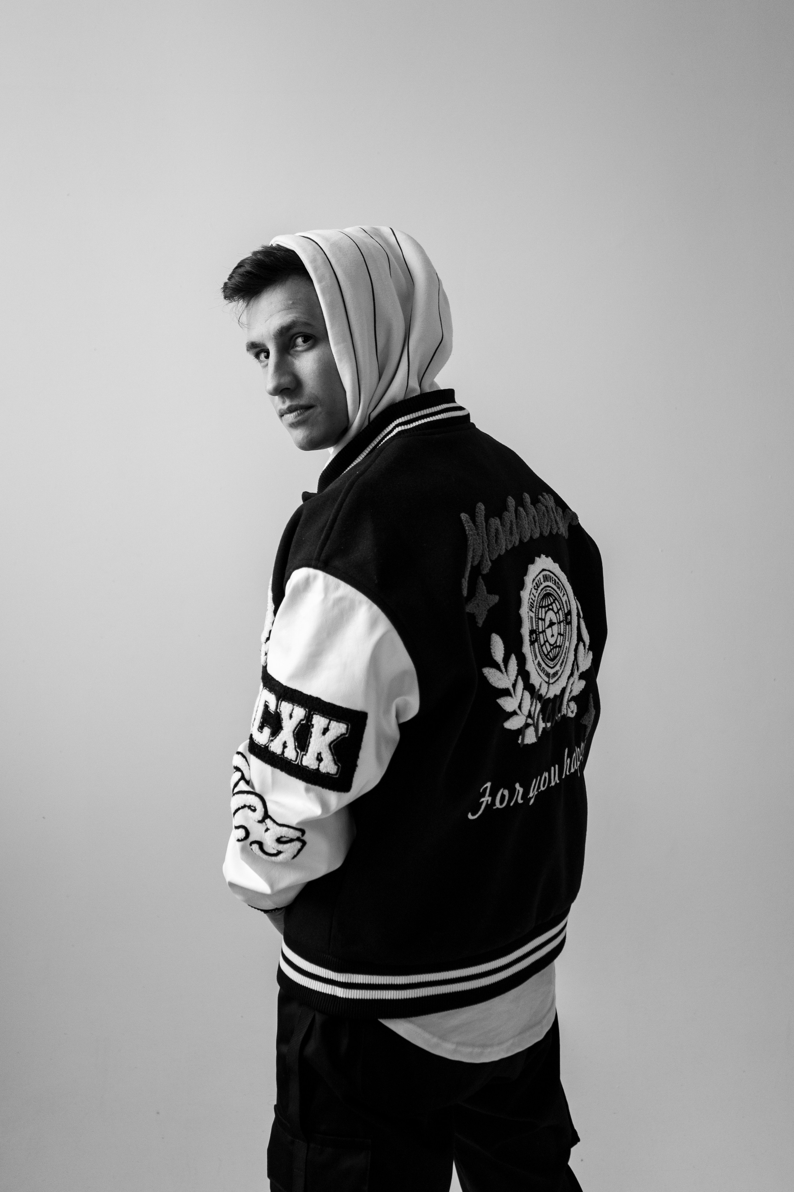 Ч/Б портрет. Фотограф Тюмень Александр Долгих