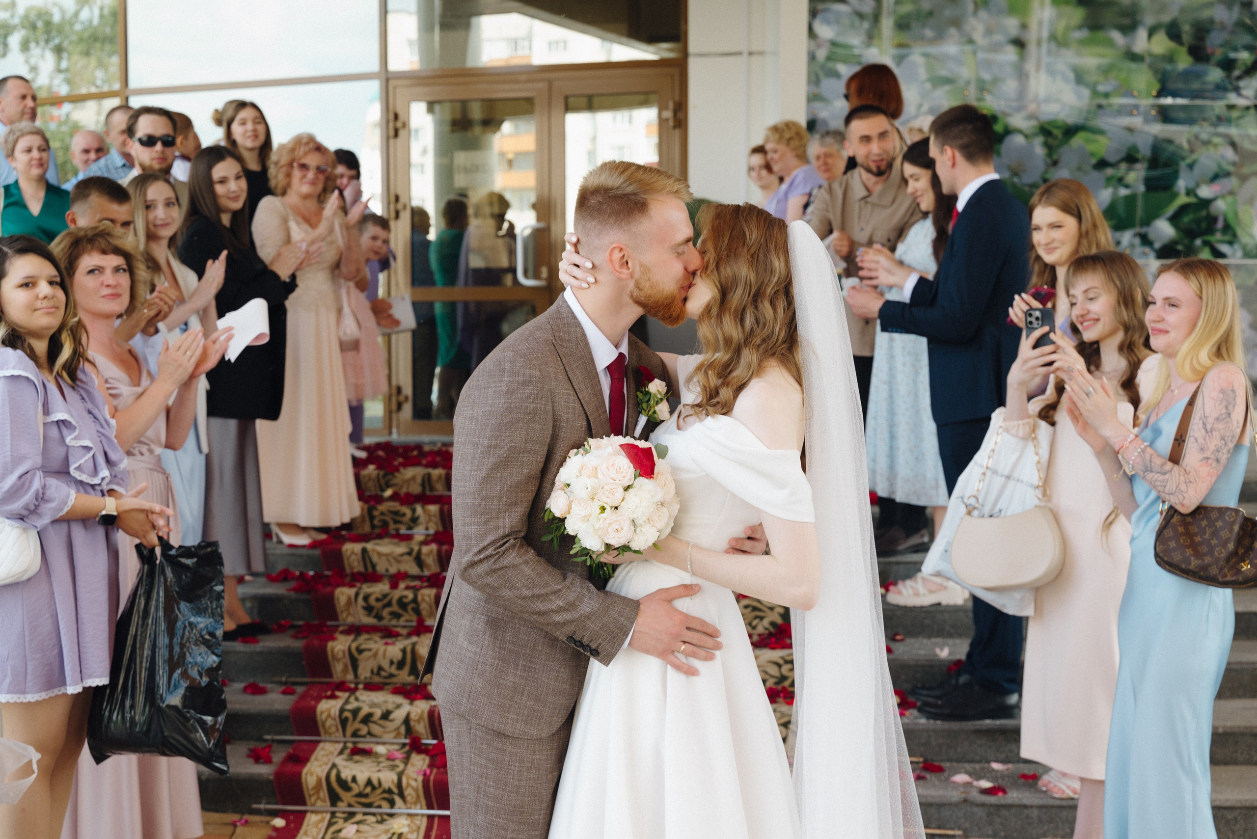 Елена и Артём. Репортажный и свадебный фотограф в Сургуте