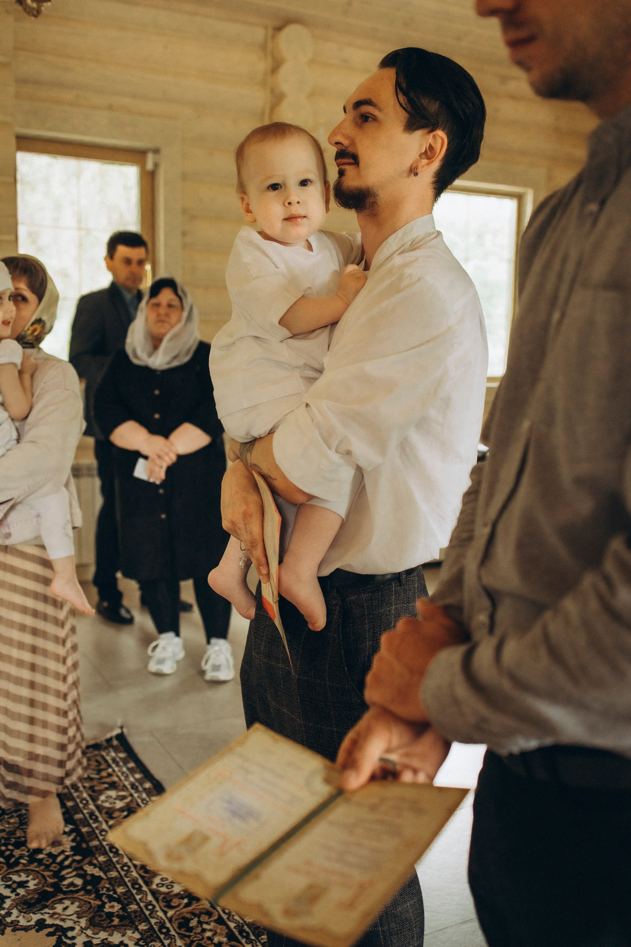 Таинство крещения. Lifestyle семейный и детский фотограф в Омске Иванова Екатерина