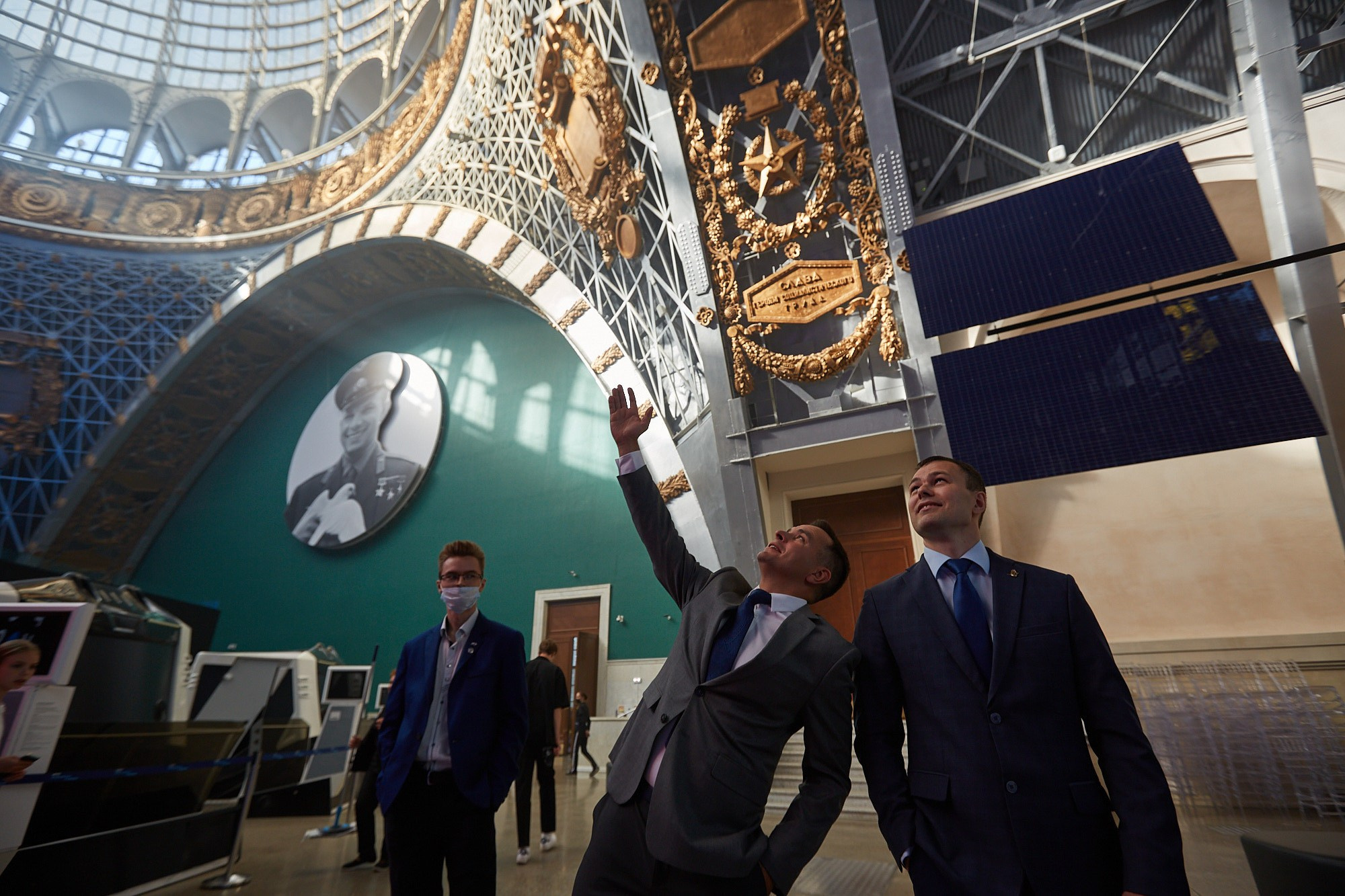 Репортажная фотосъемка корпоративных событий фотограф на выставку Москва