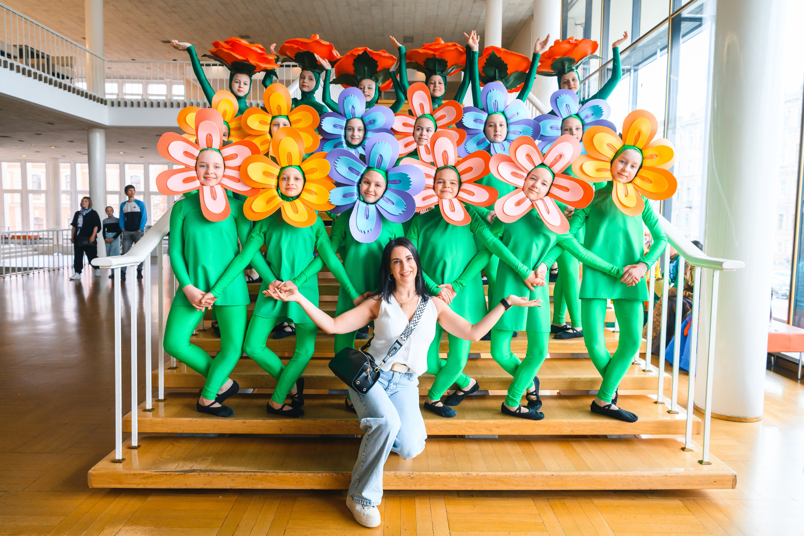 23 апреля, красная дорожка, БКЗ Октябрьский, г. Санкт-Петербург. Золотое яблочко