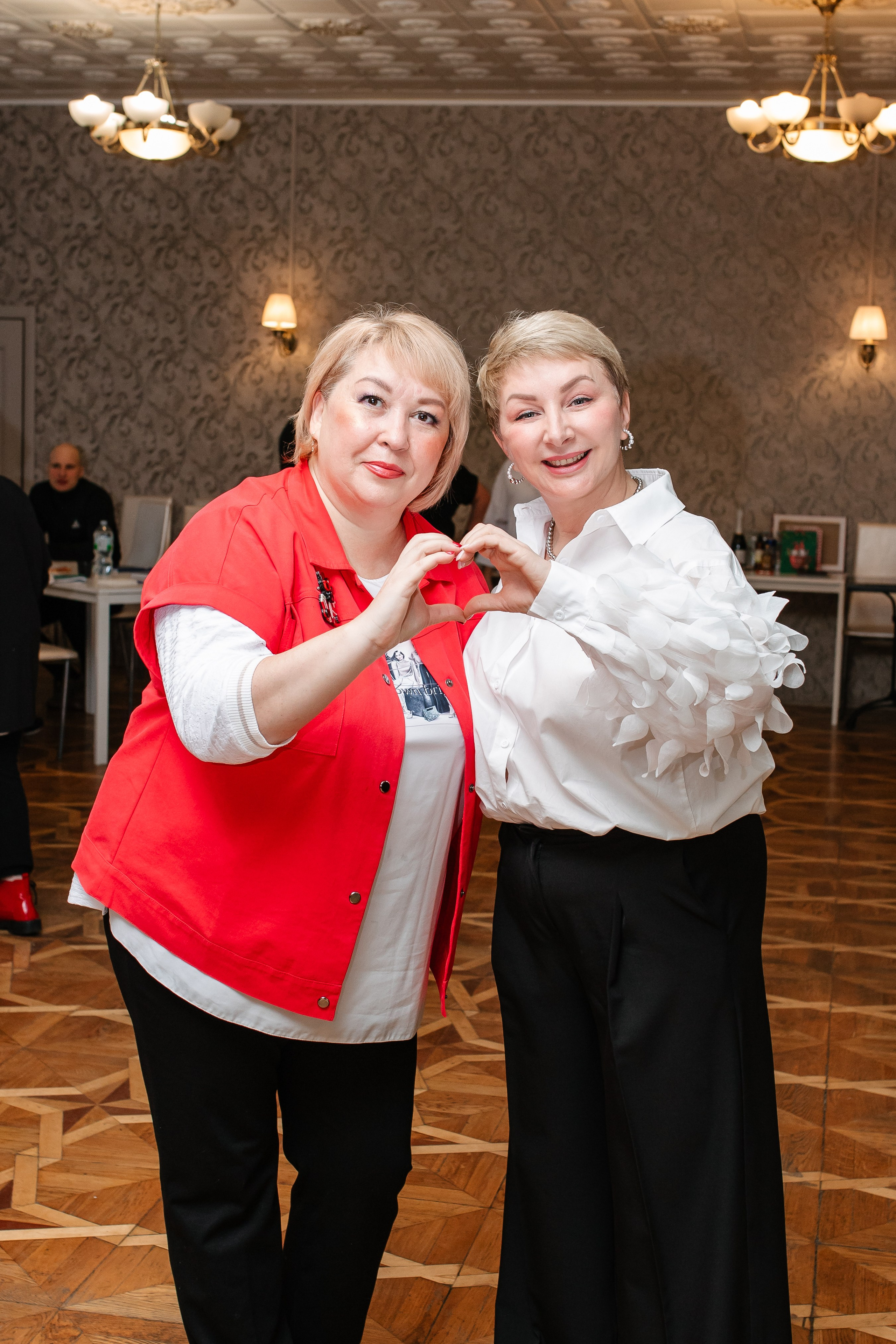 Мастер-класс для банкетных ведущих. Октябрь 2024. Фотограф Пермь. Свадьбы. Семья и дети, школа, д. сад. Фотокниги