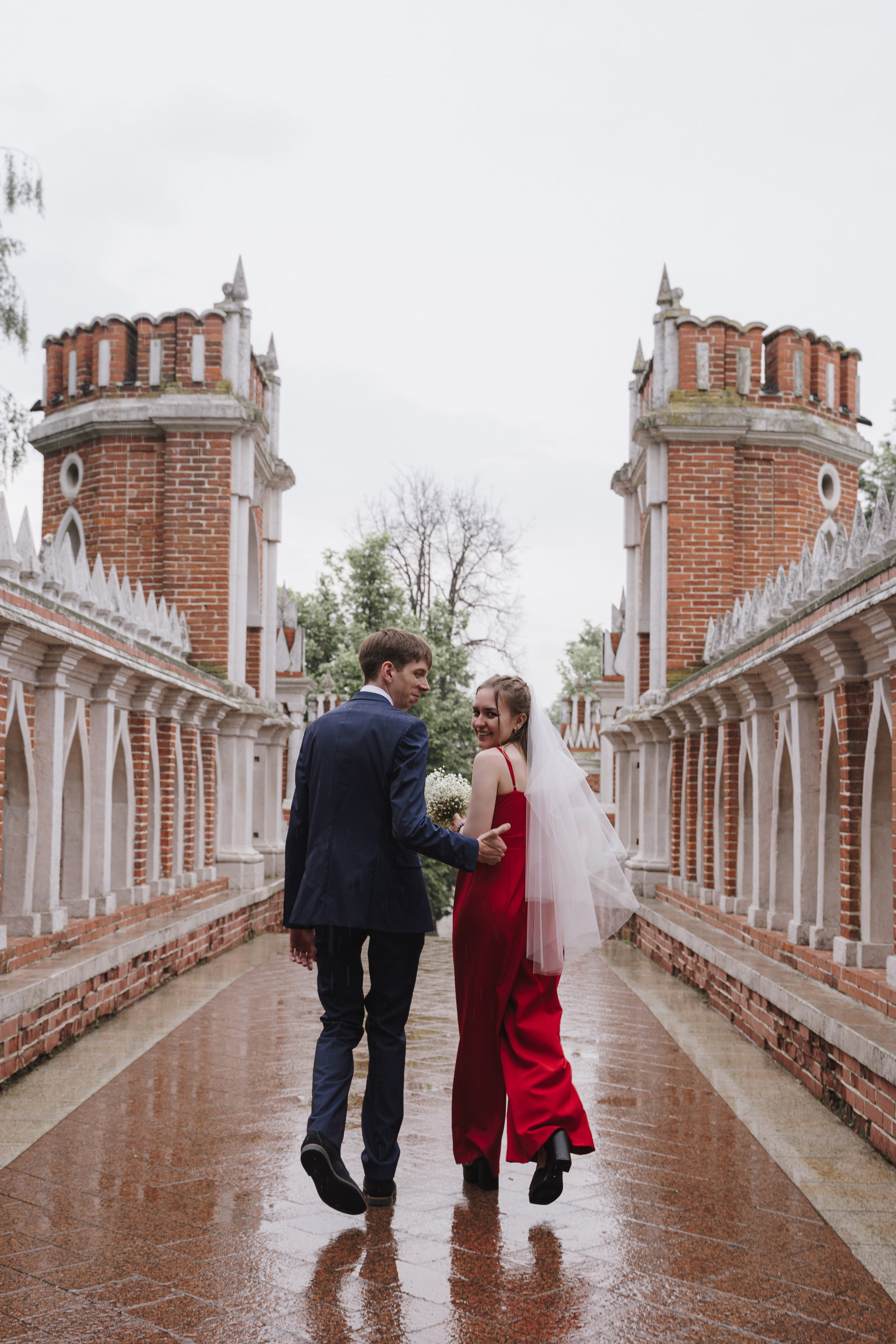 Гоша & Женя | Роспись, прогулка под дождем. Свадебный фотограф Москва Инесса Зверева
