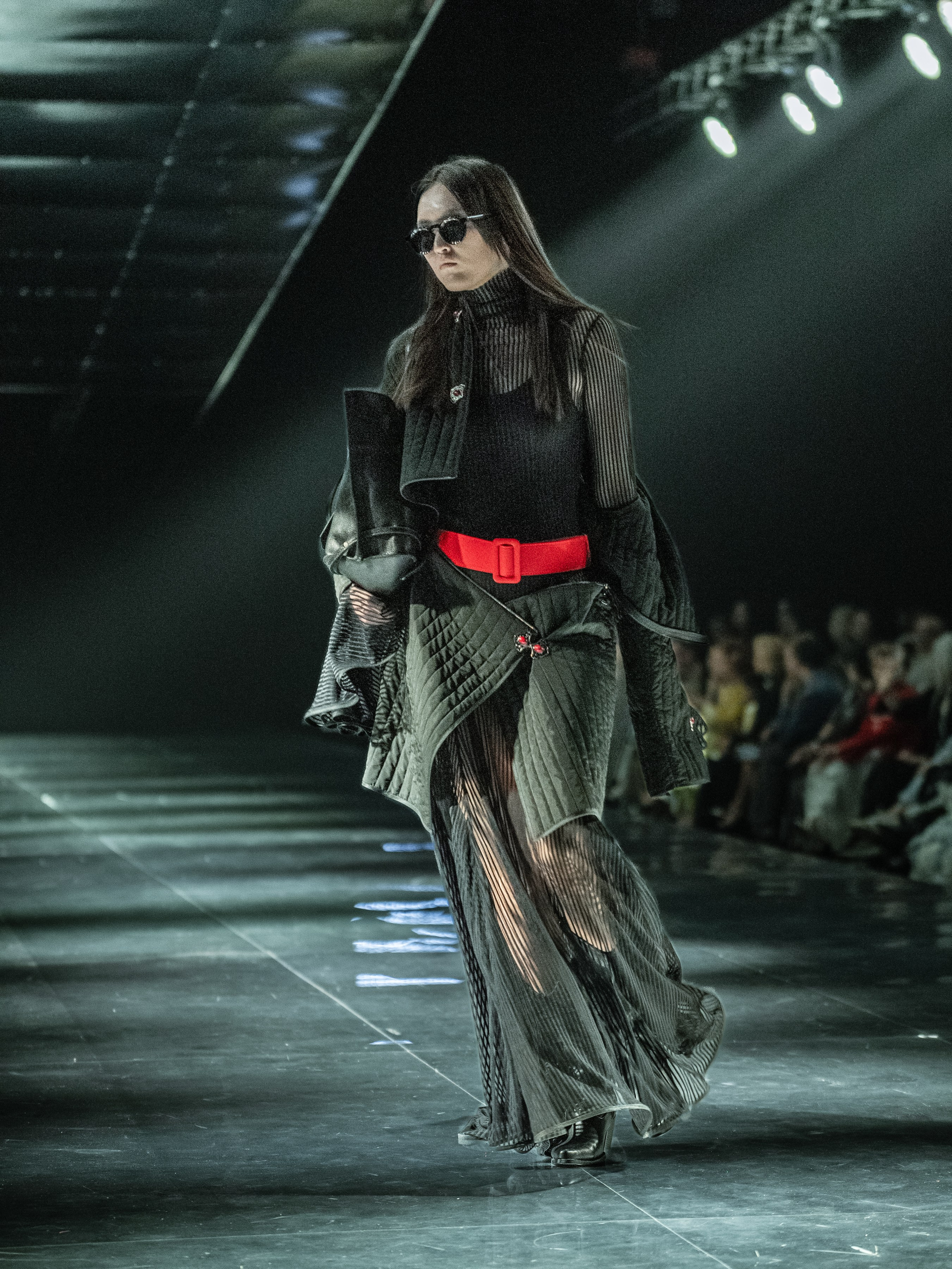 Visa Fashion Week Almaty Pre-Fall 2026 April Leonid Zherebtsov. Сайт Алматинского НЮ АРТ, будуар и фэшн фотографа Дениса Карпенко