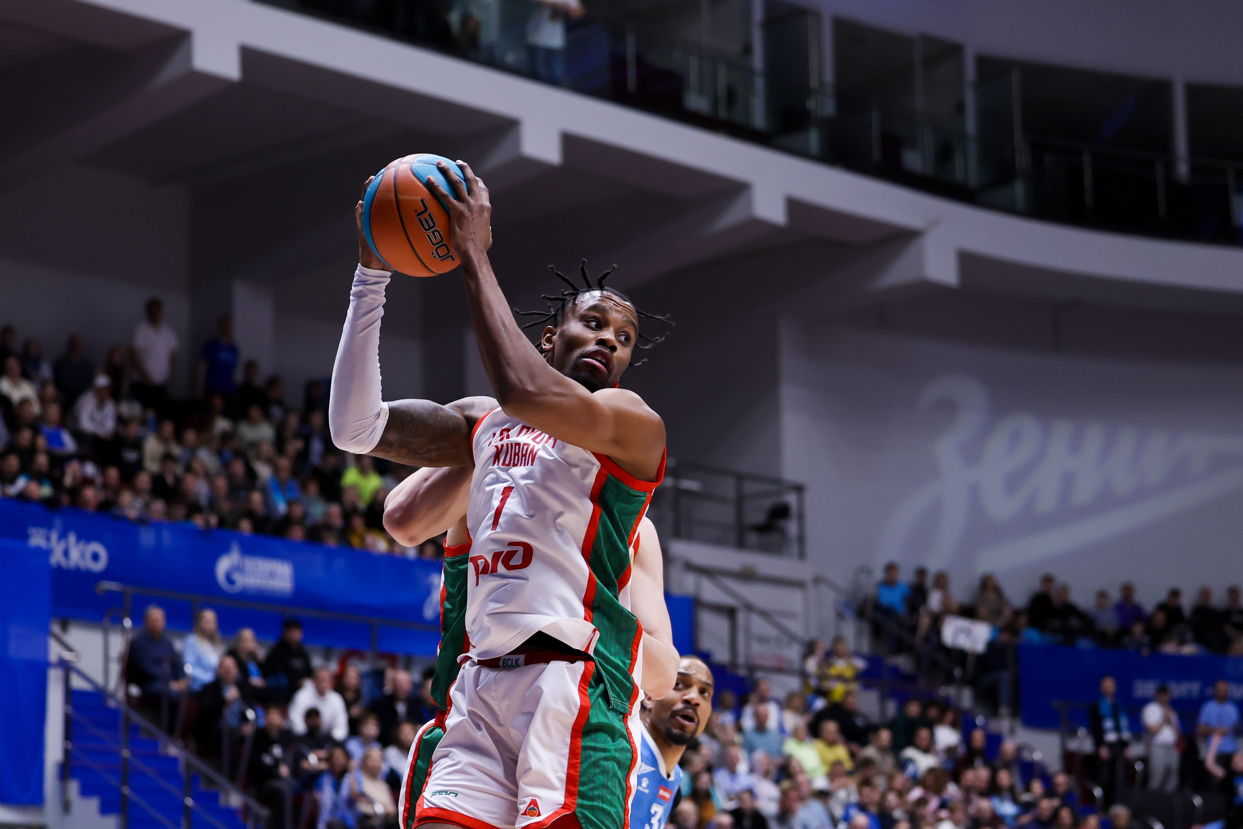 БК Зенит — БК Локомотив-Кубань 07.05.2025. Спортивный и репортажный фотограф Антон Тереханов
