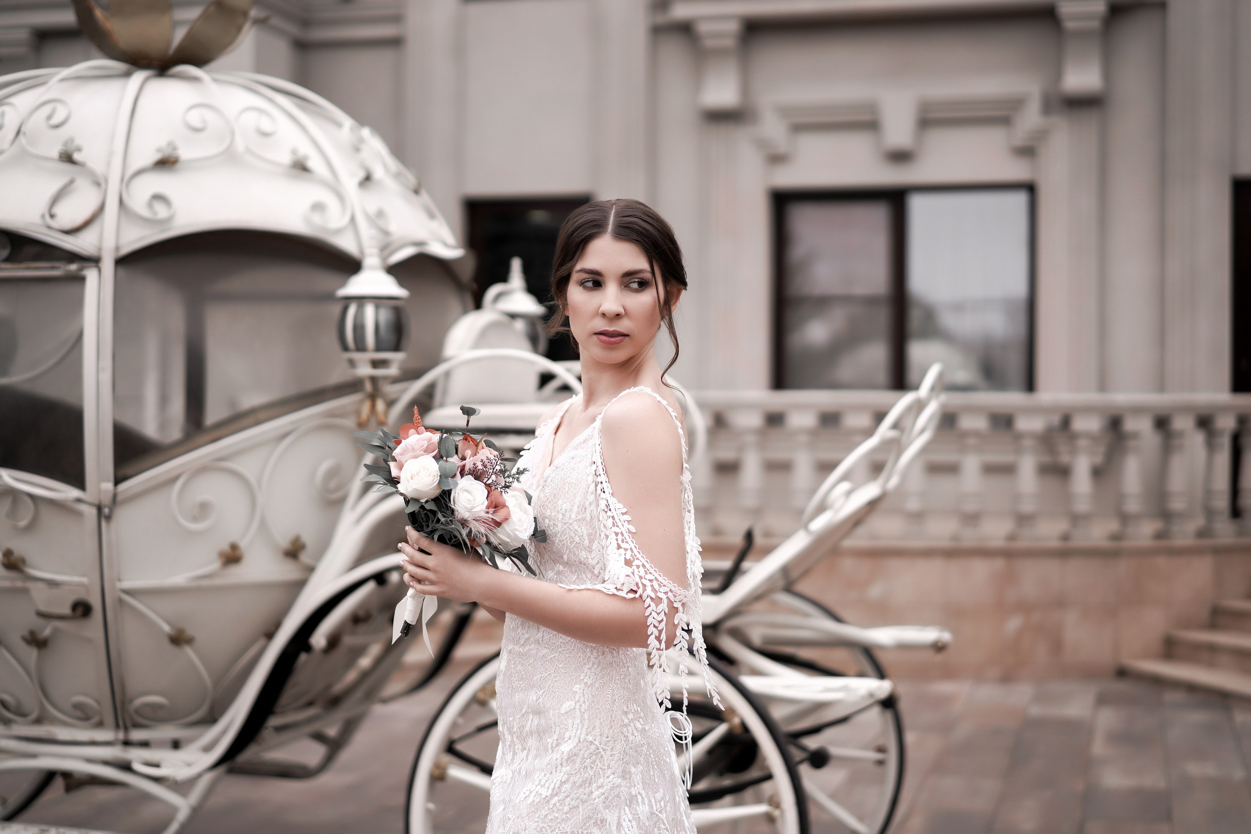 Свадебная фотосессия в Графском парке. Ростов-на-Дону. Свадебный фотограф в Ростове-на-Дону. Таинство Крещения и Венчания, семейные фотосессии. Алёна Чёботова