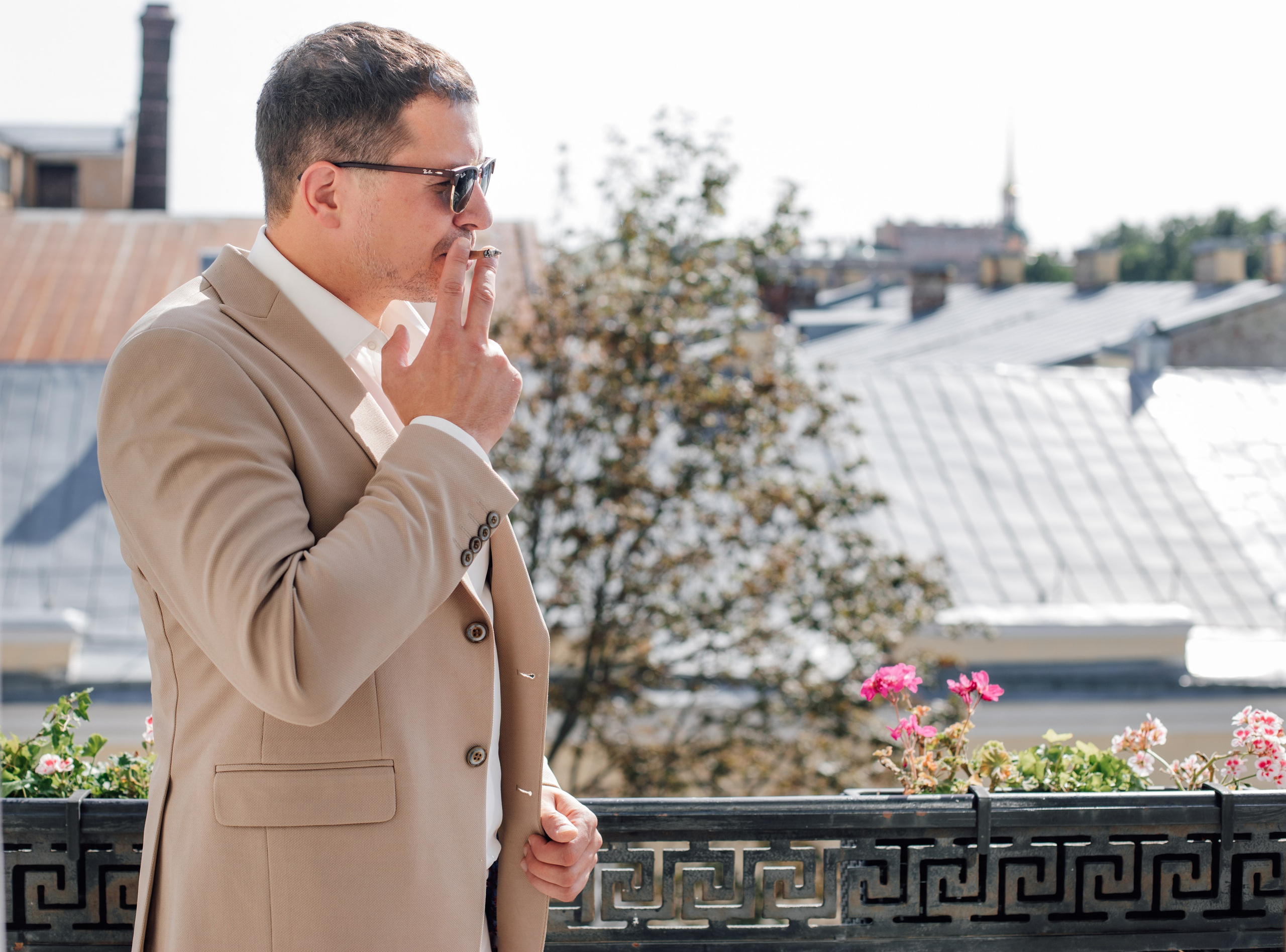 Сборы в Dom Boutique Hotel 5* и прогулка. Свадебный и семейный фотограф в Санкт-Петербурге и Сестрорецке