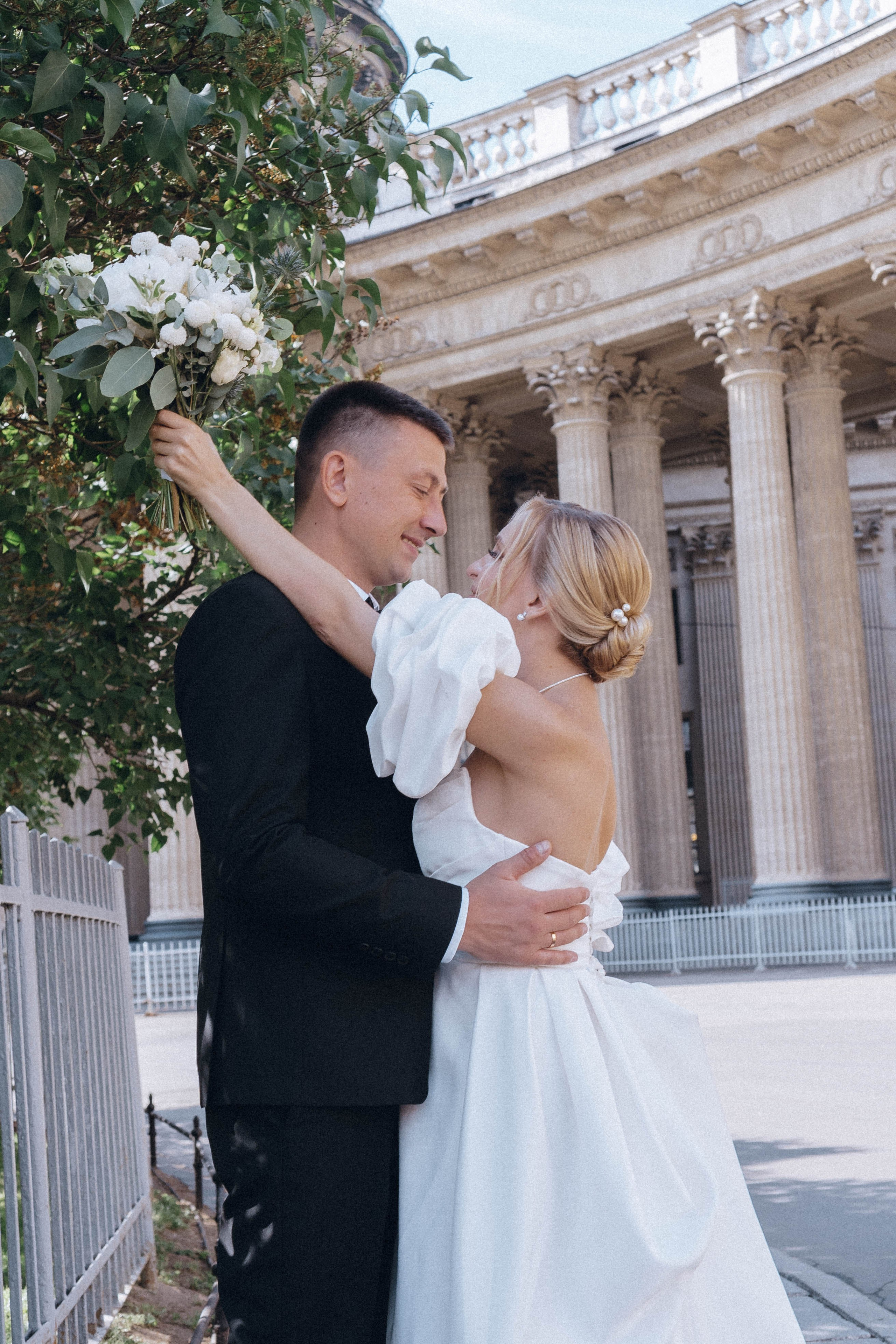 СВАДЕНБНАЯ СЬЕМКА НА КАТЕРЕ ПО КАНАЛАМ САНКТ-ПЕТЕРБУРГА И В АКВАТОРИИ НЕВЫ. Профессиональный фотограф, Санкт-Петербург — Виктория Богомолова