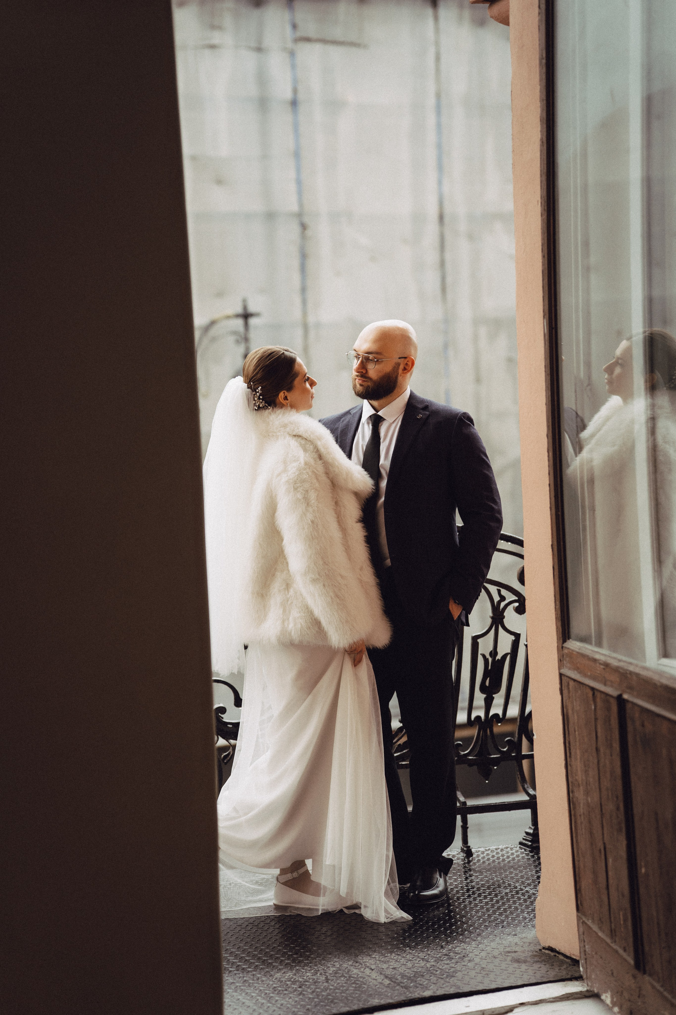 СВАДЕБНАЯ СЬЕМКА ВО ВТОРОМ ДВОРЦЕ (ДЕКАБРЬ) ТАКЖЕ СЬЕМКА В СТУДИИ НА ЧЕРНЫШЕВСКОЙ. Профессиональный фотограф, Санкт-Петербург — Виктория Богомолова