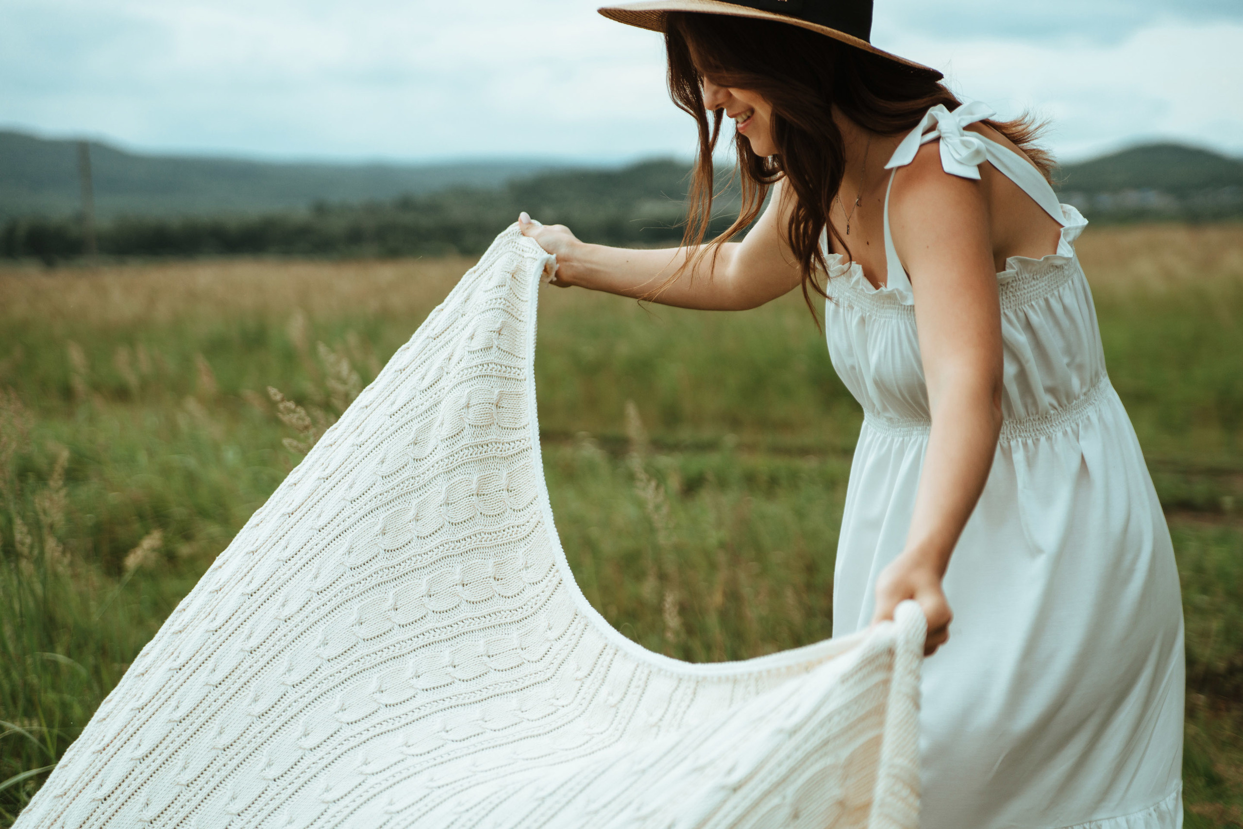 Ilia & Anna — Engagement. Wedding & portrait photographer Sergey Lazarenko