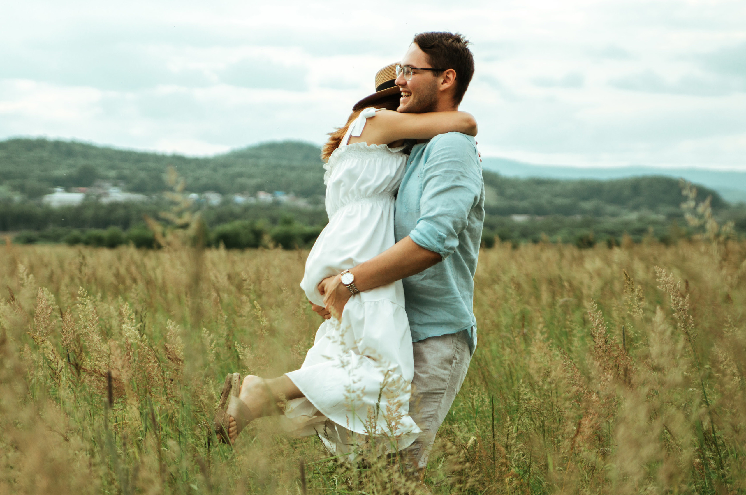 Ilia & Anna — Engagement. Wedding & portrait photographer Sergey Lazarenko