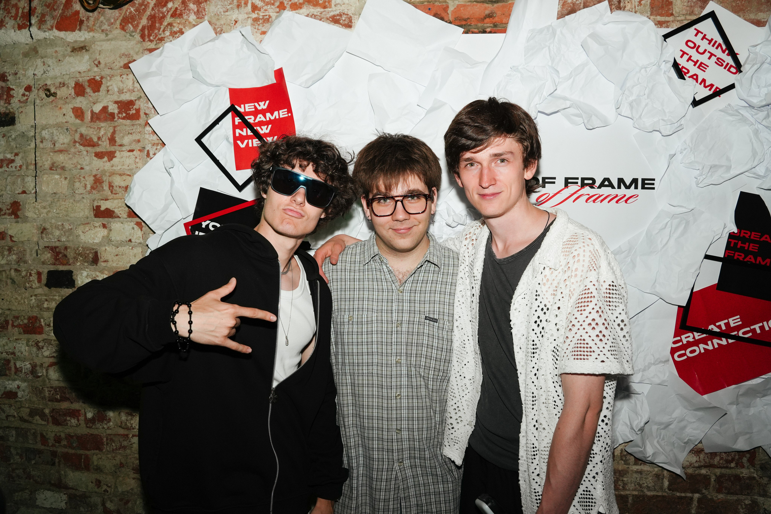 «OUT OF FRAME» / 18.06. Репортажный фотограф в Москве Старовойтов Матвей