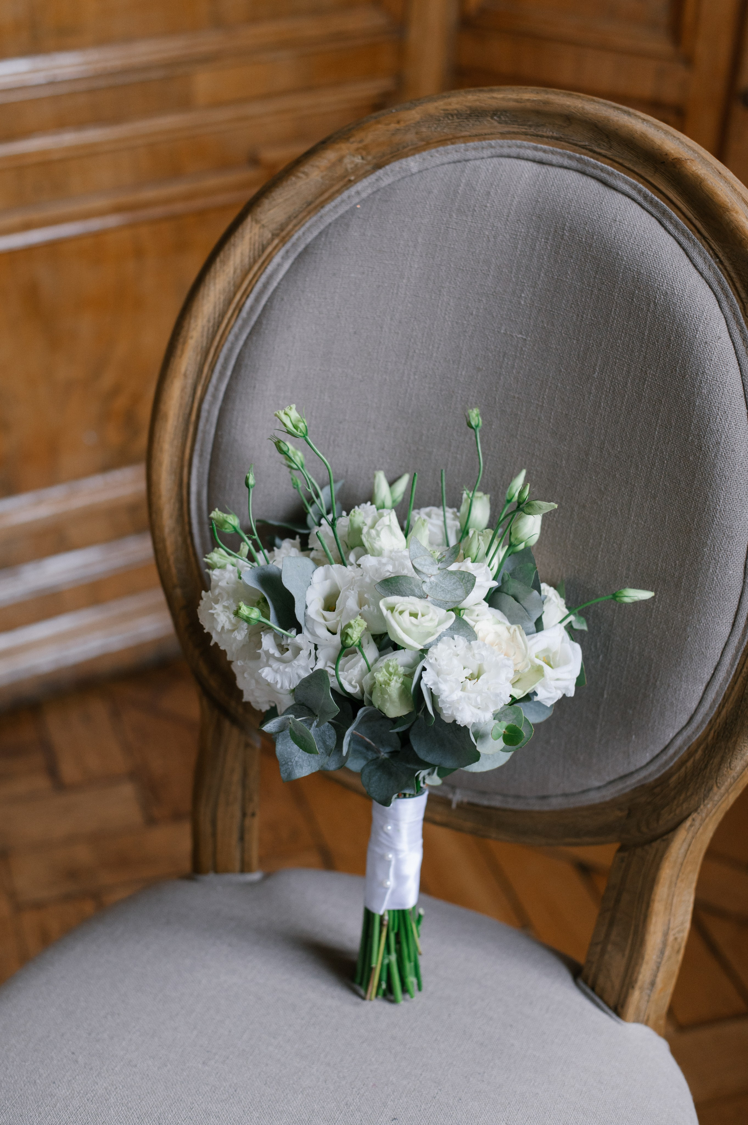 Свадебная фотосессия в Читальне имени Пушкина и камерный банкет в ресторане «Гусятникоff». Семейный и свадебный фотограф в Москве Татьяна Николаева