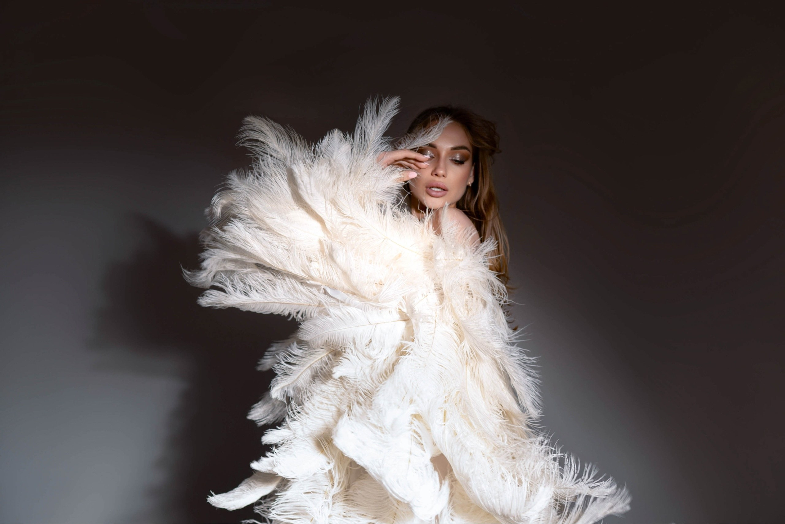 Перья. Таня Kosyy, свадебный и портретный фотограф в Москве