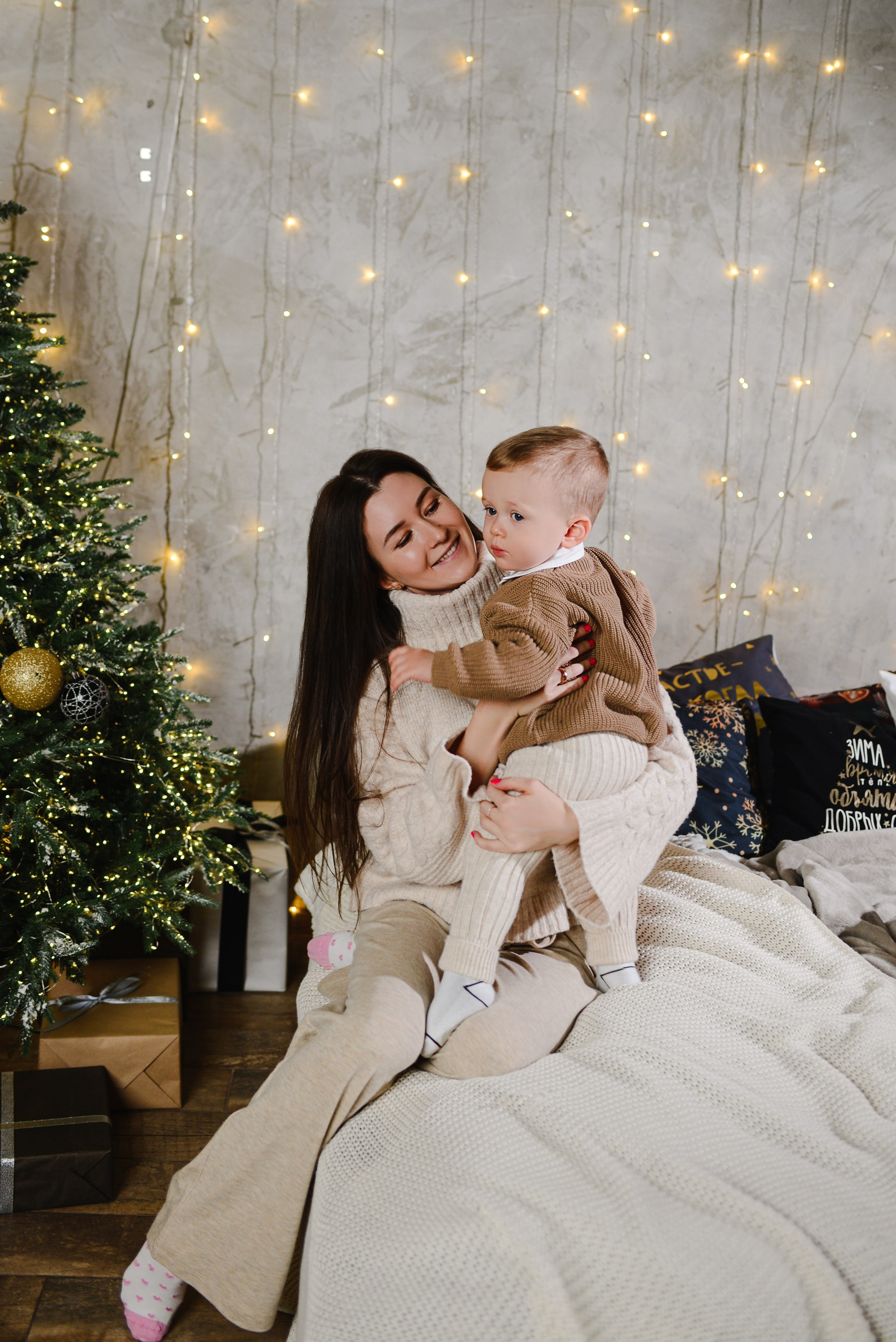 Мама с сыночком (новогодняя). Фотограф Ярута Оксана / Ростов-на-Дону
