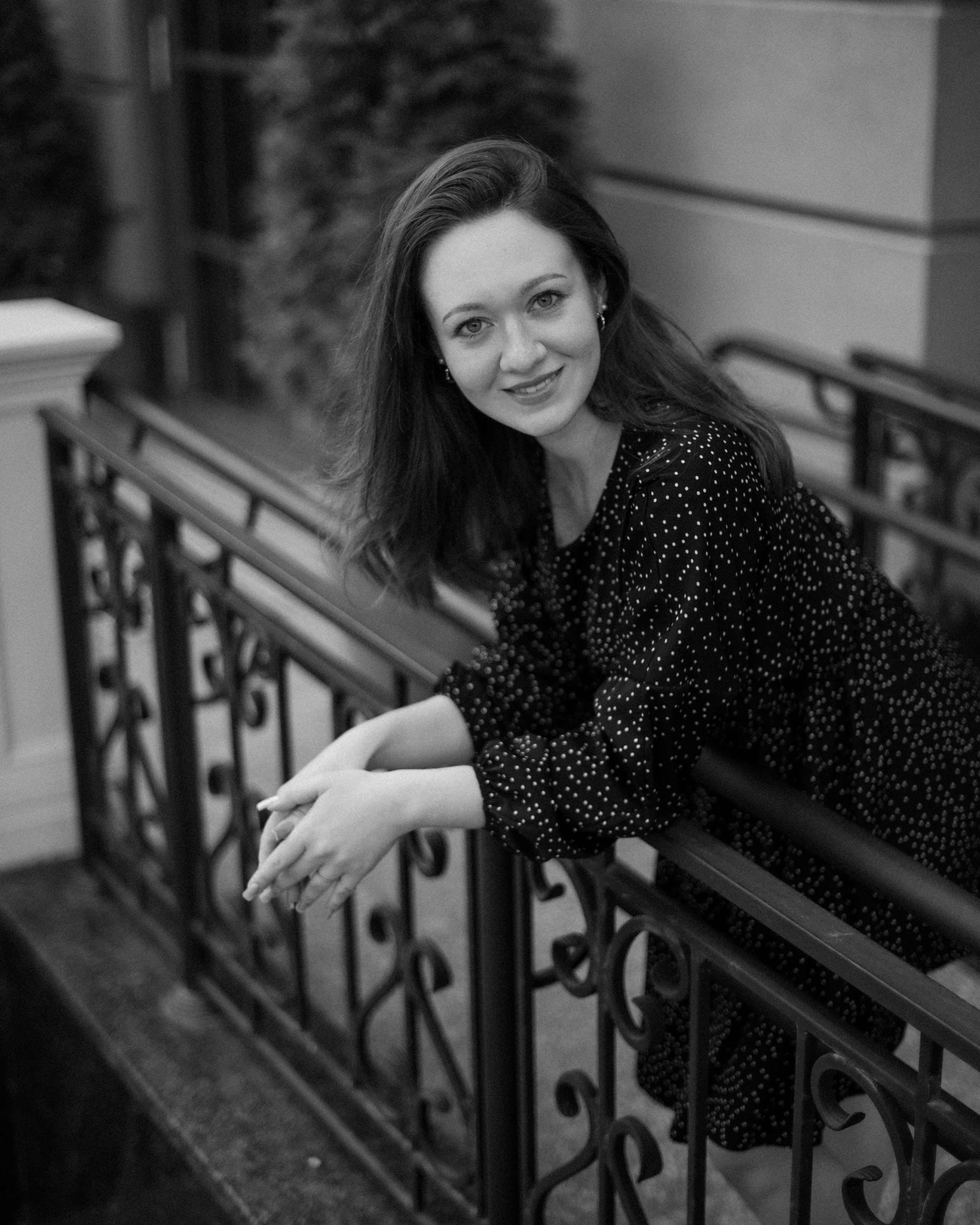 Настя. Женский фотограф. Создатель украшений ручной работы. Модель
