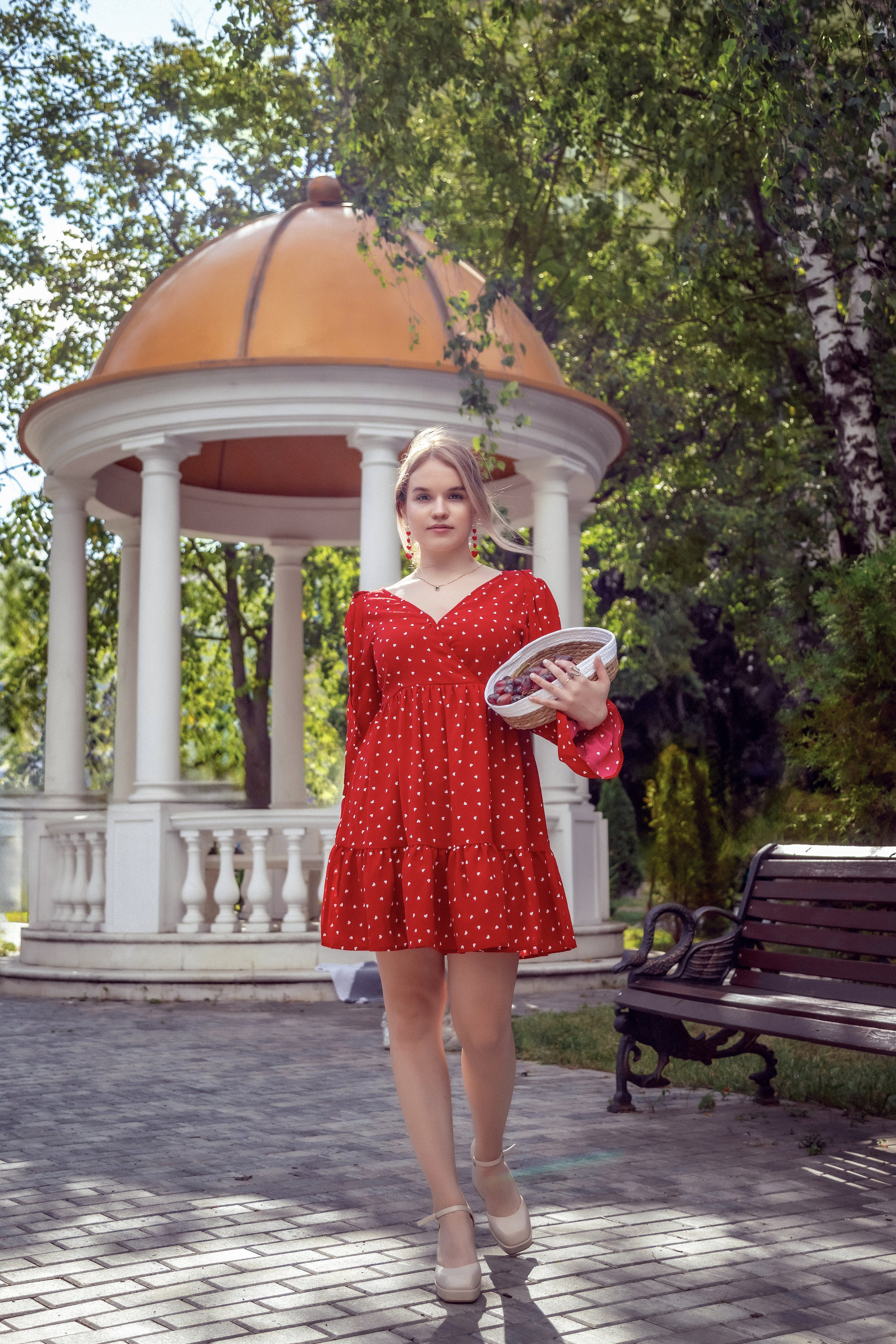 Фотопроект «Девушка с виноградом». Фотограф Алина Лебедь