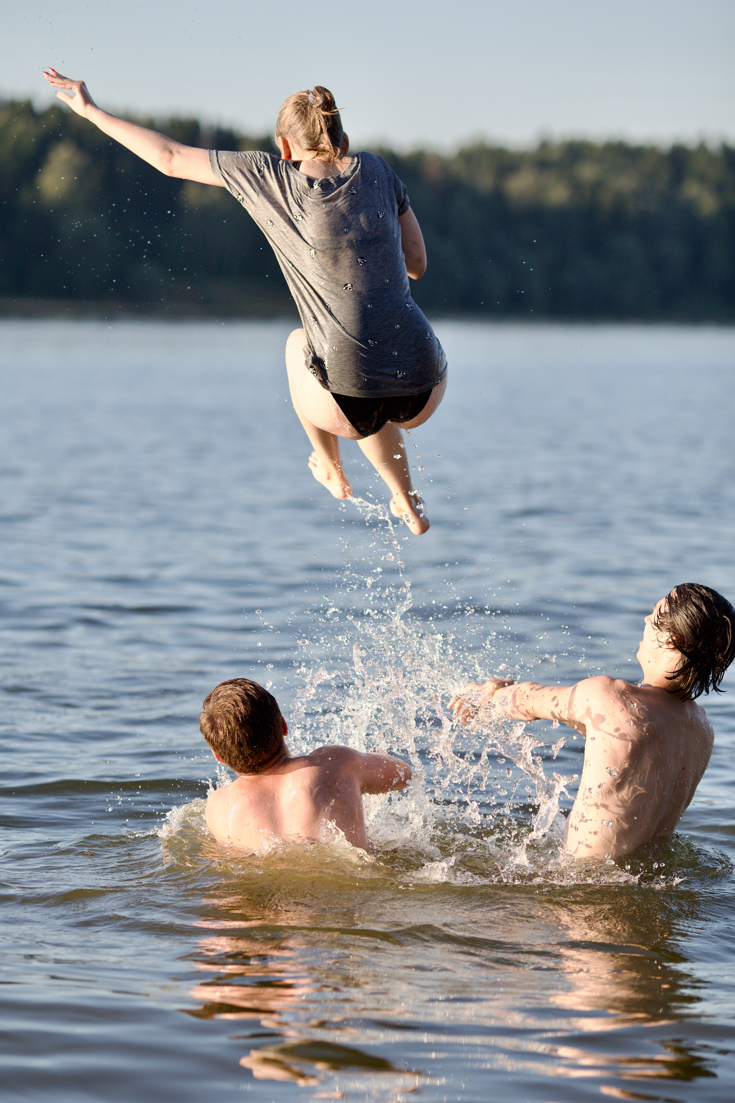 Дети, дети, дети. Школьные выпускные альбомы в Москве Марина Николаева