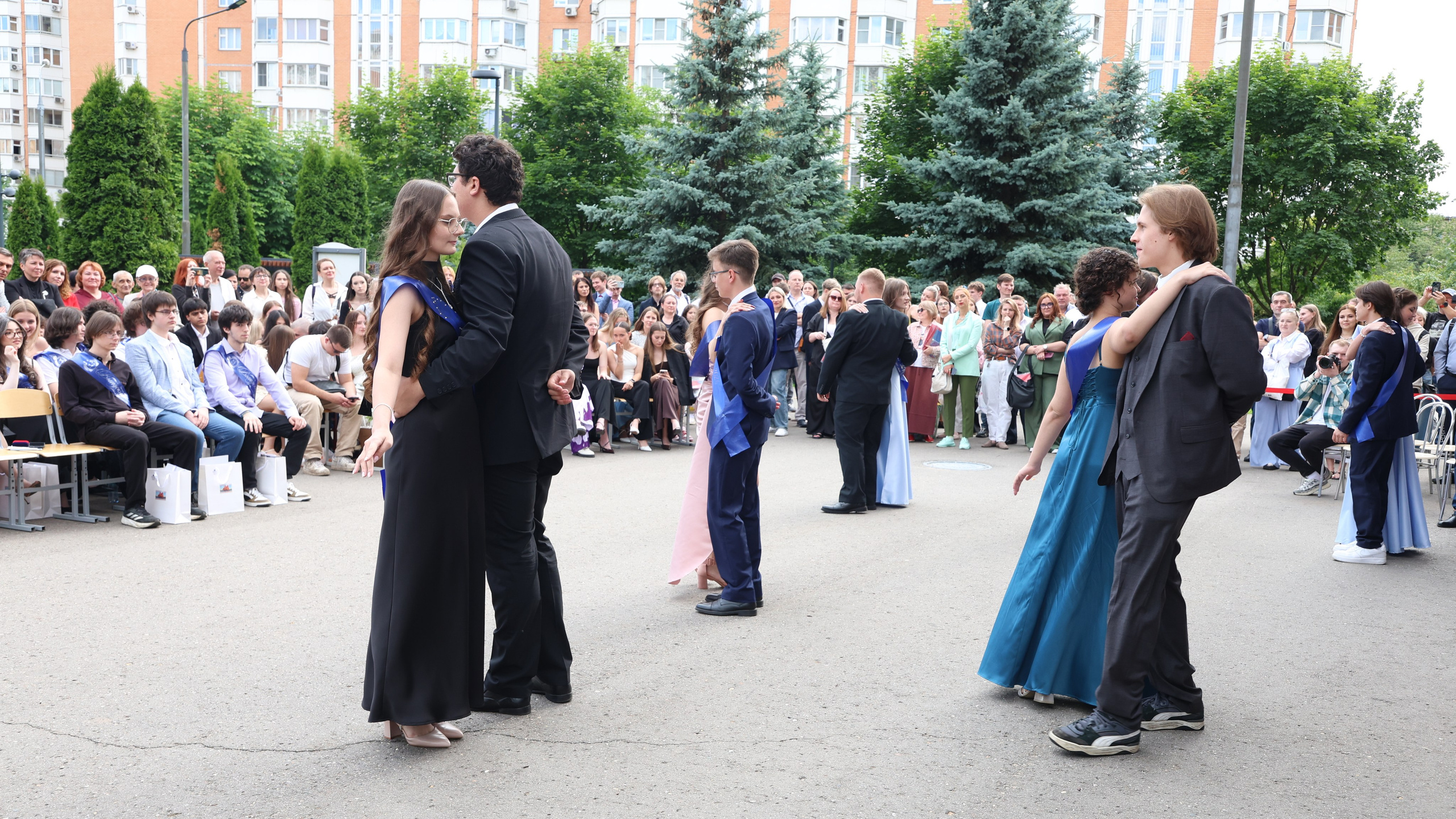 26/06/26. Школьные выпускные альбомы в Москве Марина Николаева