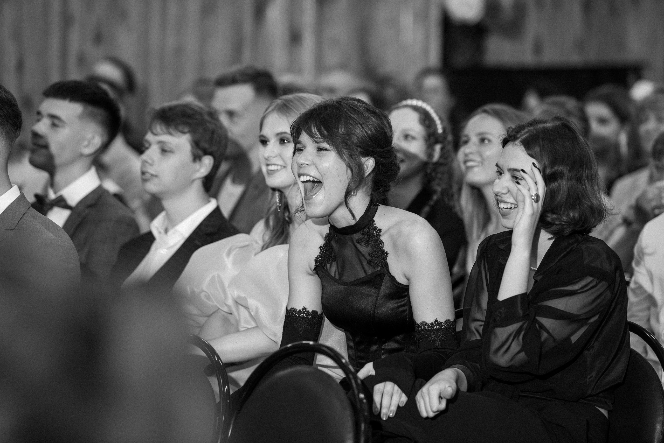 Выпускные школ. Свадебный и репортажный фотограф