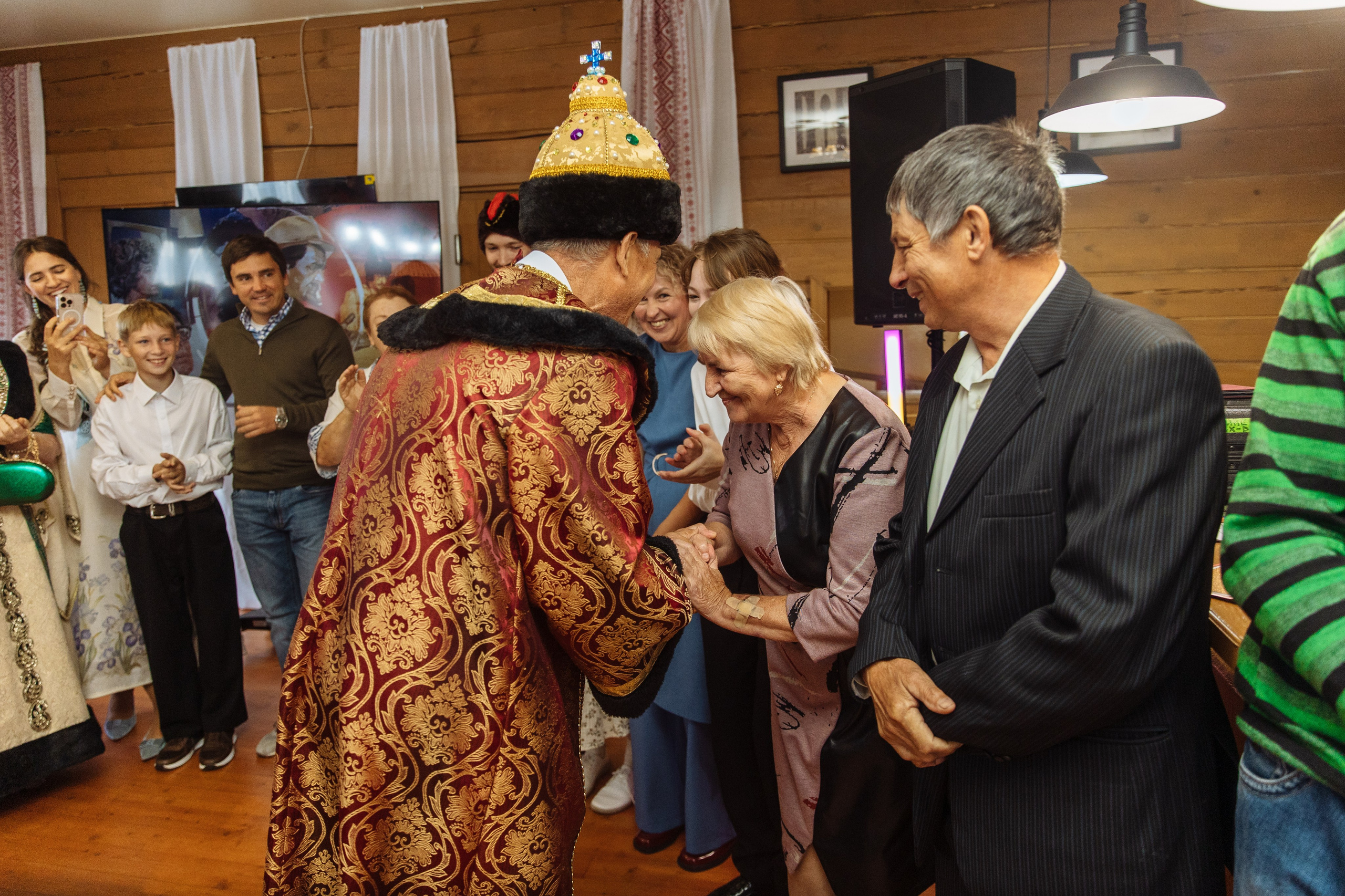 «Иван Васильевич меняет профессию» Юбилей. Свадебный и семейный фотограф в Улан-Удэ