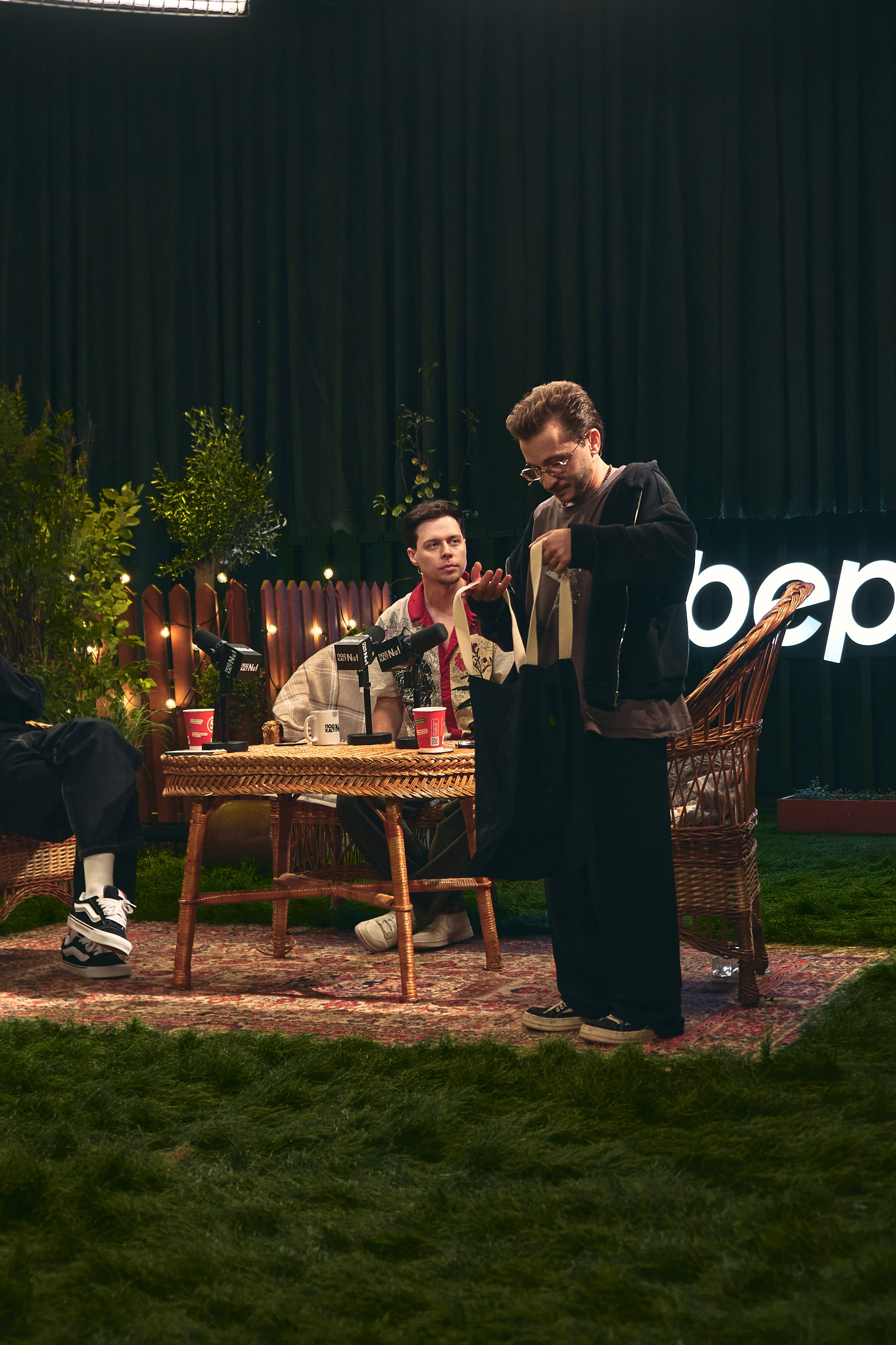 Бэстейдж «Летний подкаст № 1». Главная