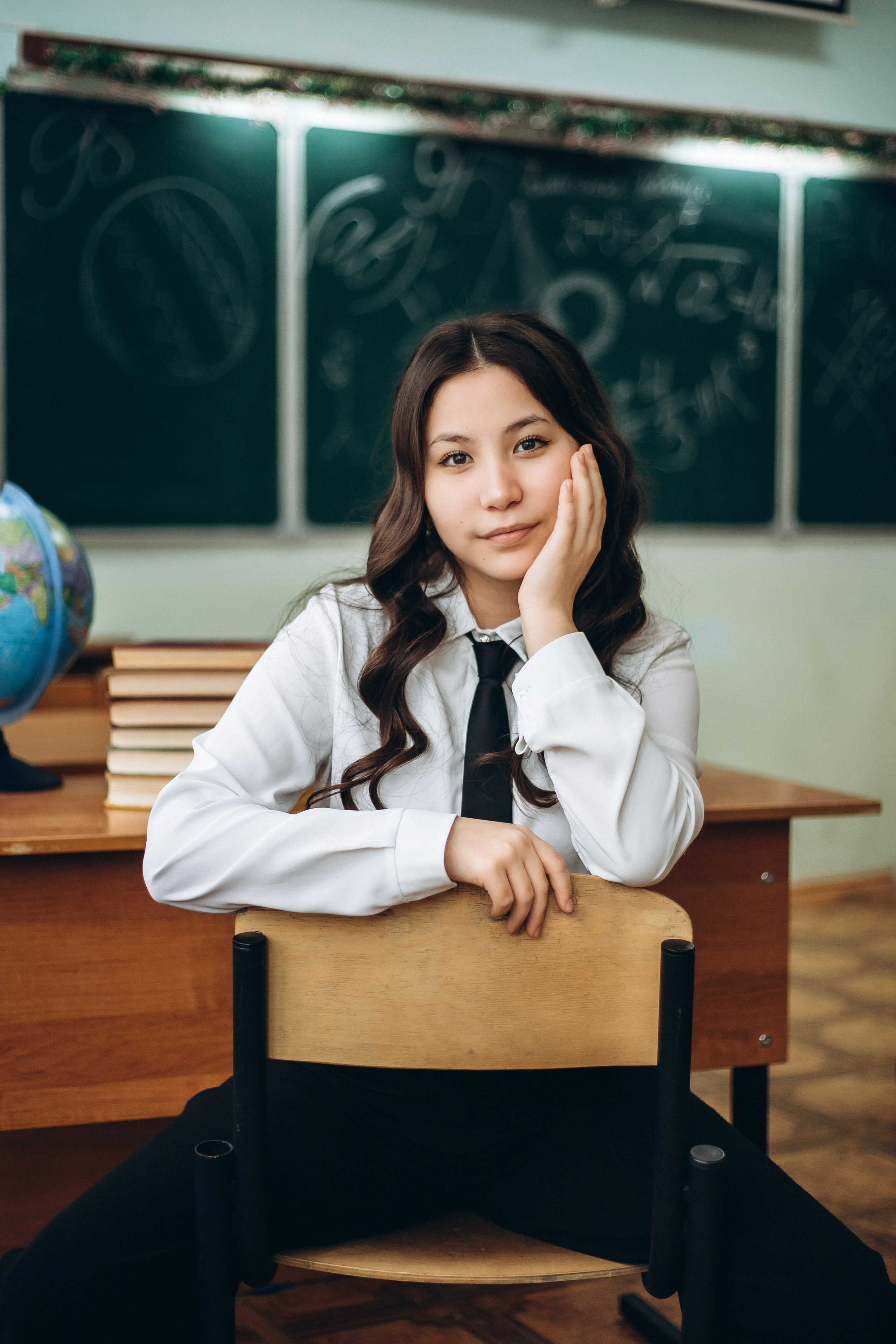 Выпускной класс на альбомы в школе. Портретный и семейный фотограф в Саратове Елена Шустова