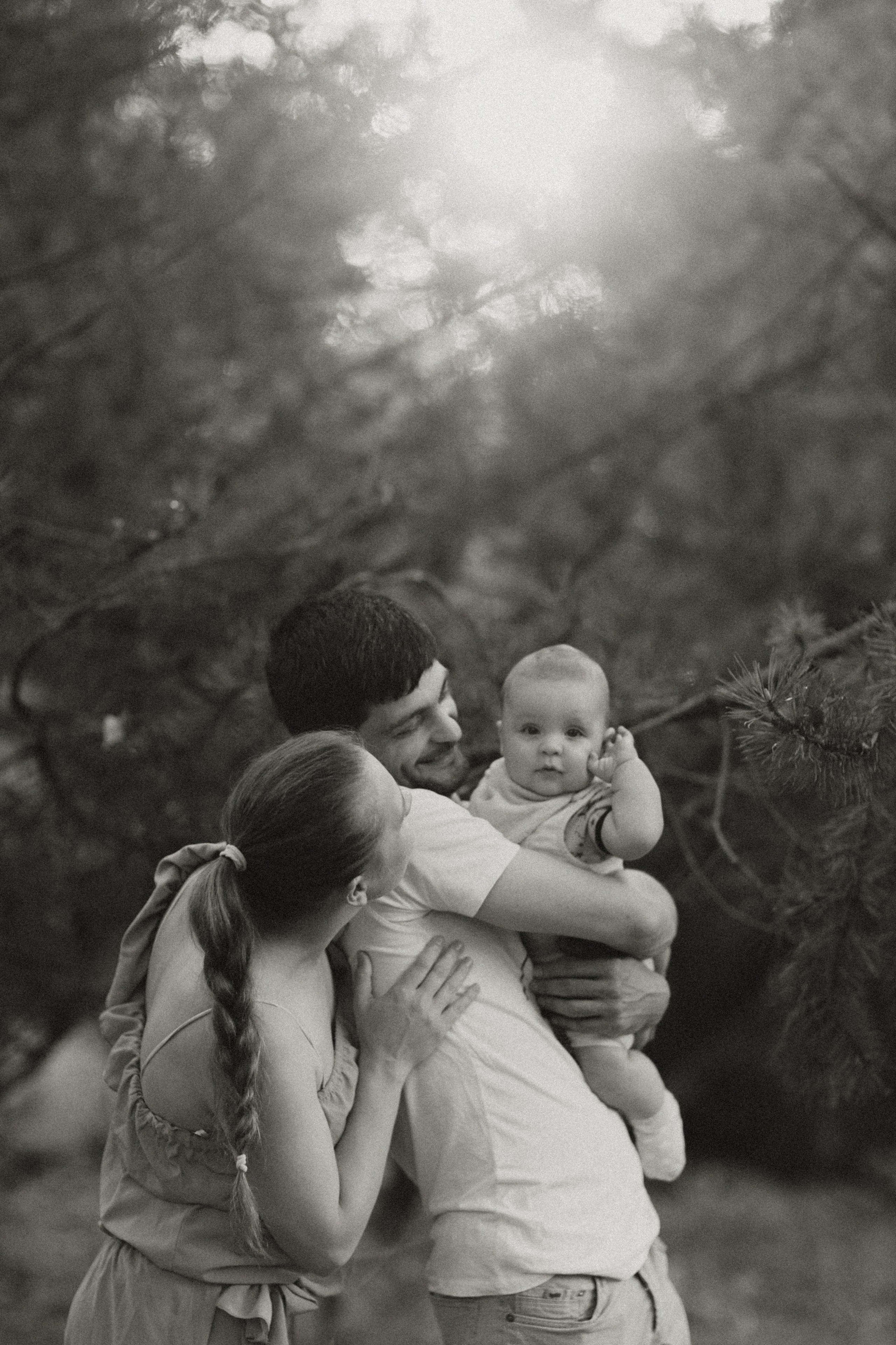 Ростислав с мамой и папой. Детский и семейный фотограф, съемка новорожденных Москва