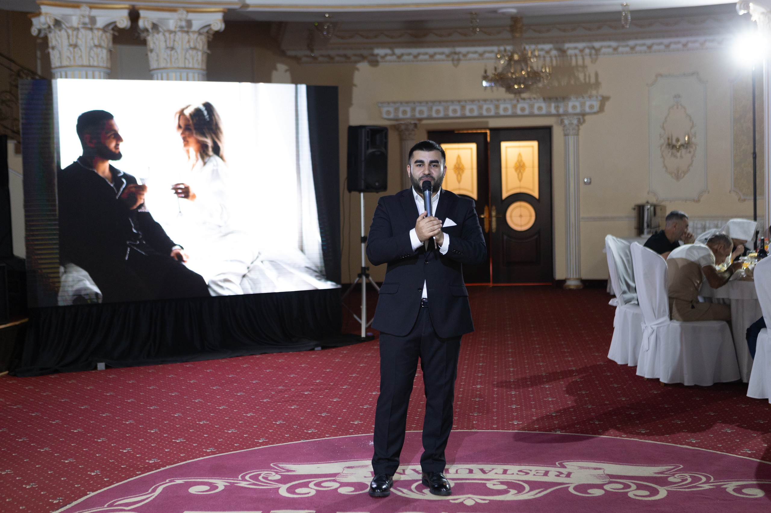 Свадебный фотограф Уфа — Руслан ГабдлисламовЖивые эмоции, красивые кадры, воспоминания на всю жизнь.Работаю по всей Республике Башкортоста. Свадебный фотограф Уфа Руслан Габдлисламов